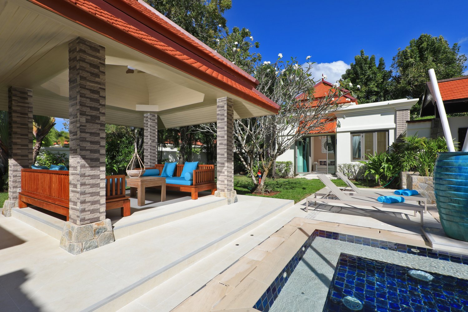 Exclusive 5-bedroom villa, with pool view in Sai Taan project (SUC-1031) image