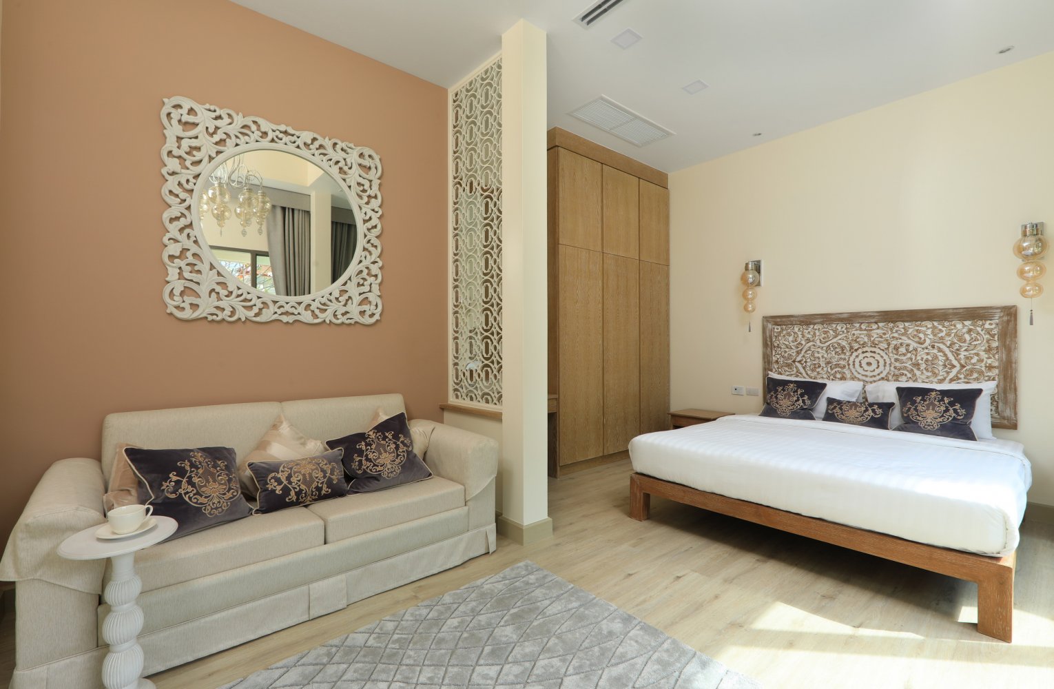 Exclusive 5-bedroom villa, with pool view in Sai Taan project (SUC-1031) image