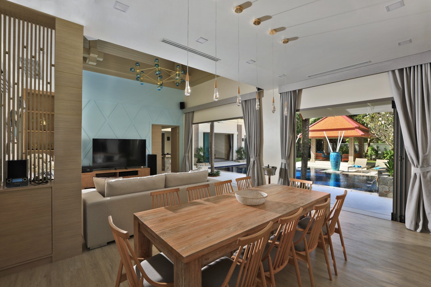 Exclusive 5-bedroom villa, with pool view in Sai Taan project (SUC-1031) image