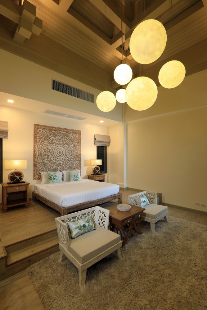 Exclusive 5-bedroom villa, with pool view in Sai Taan project (SUC-1031) image