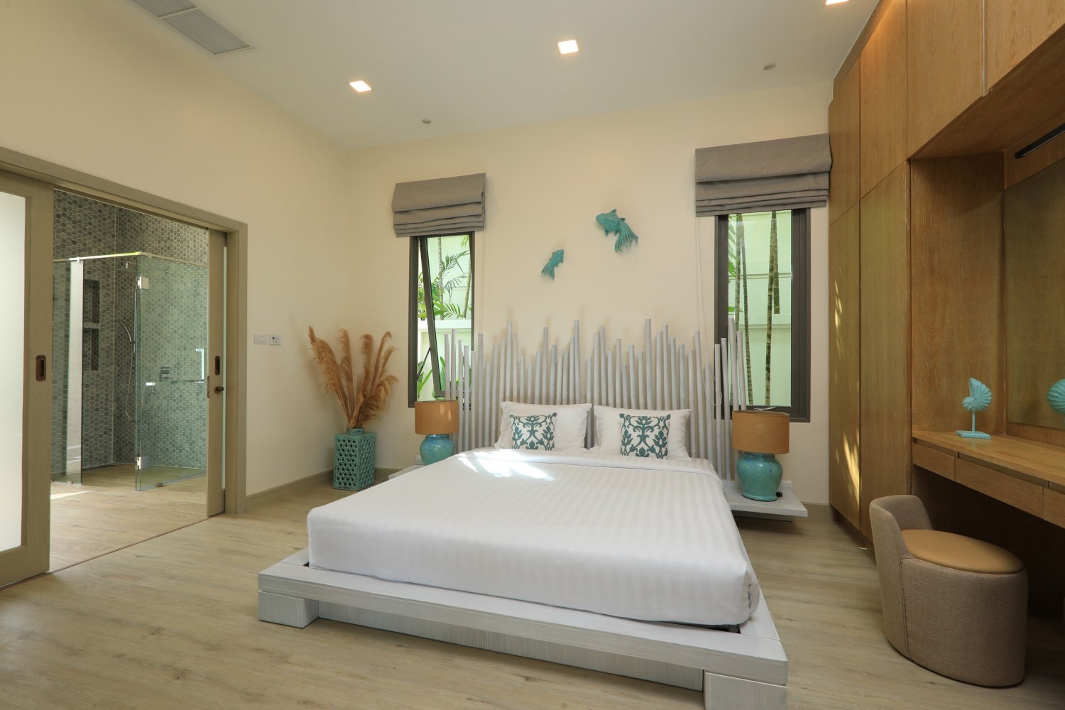 Exclusive 5-bedroom villa, with pool view in Sai Taan project (SUC-1031) image