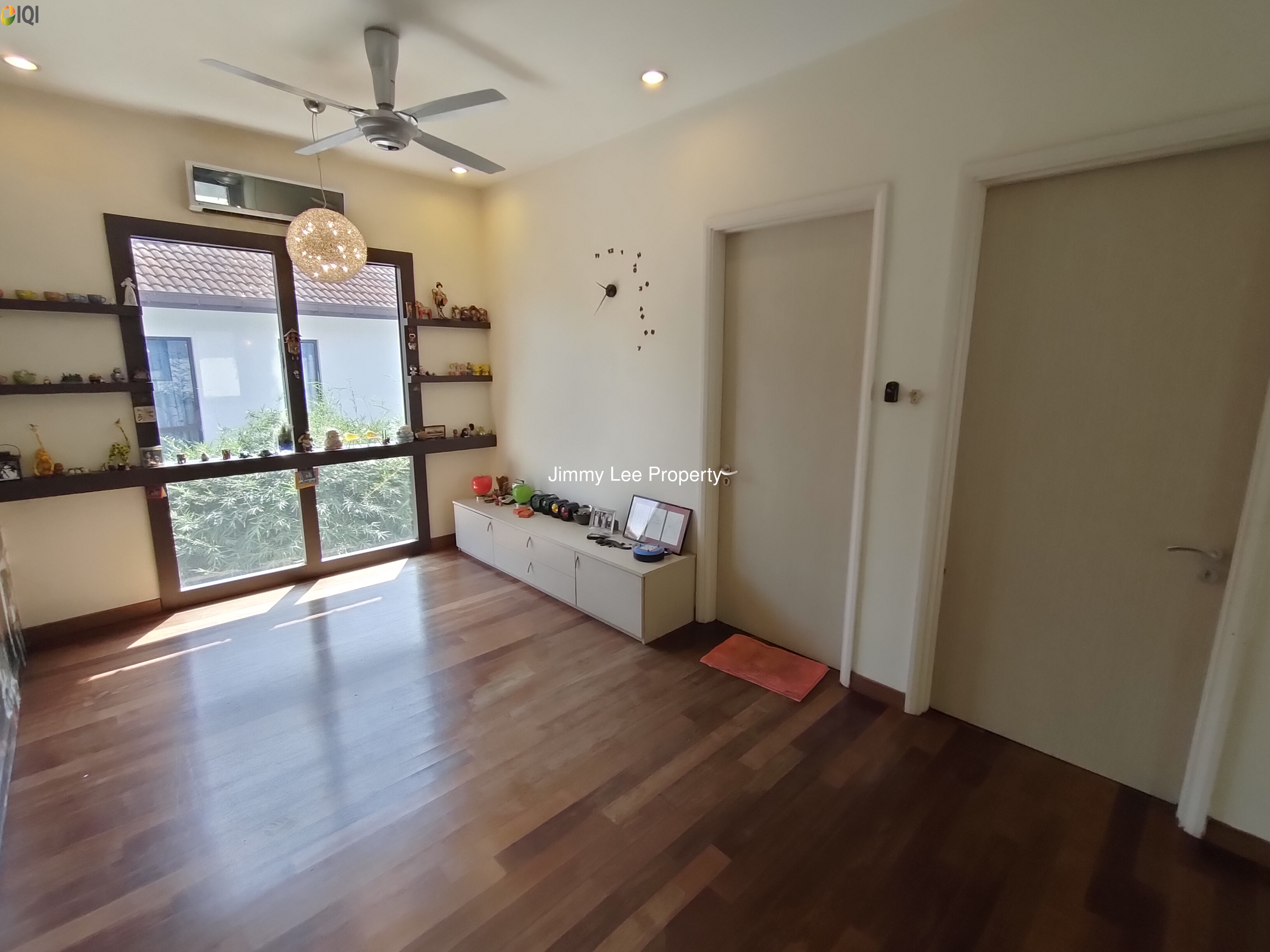 Kota kemuning Hills :Double Storey Bungalow For Sale -Walking distance to Golf Club -Gated & Guarded image