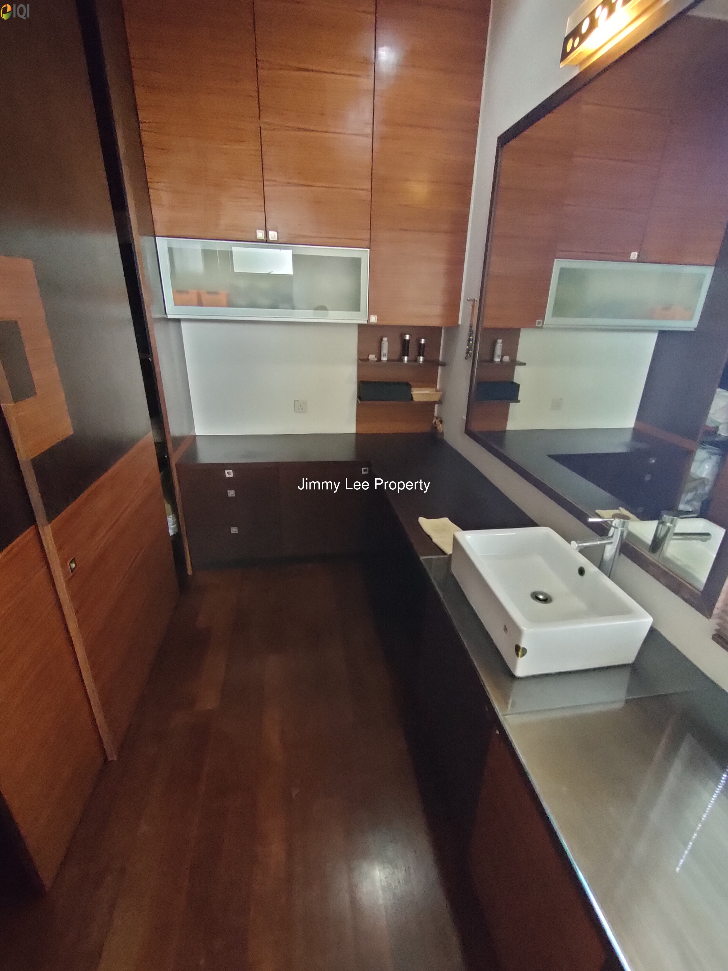 Kota kemuning Hills :Double Storey Bungalow For Sale -Walking distance to Golf Club -Gated & Guarded image