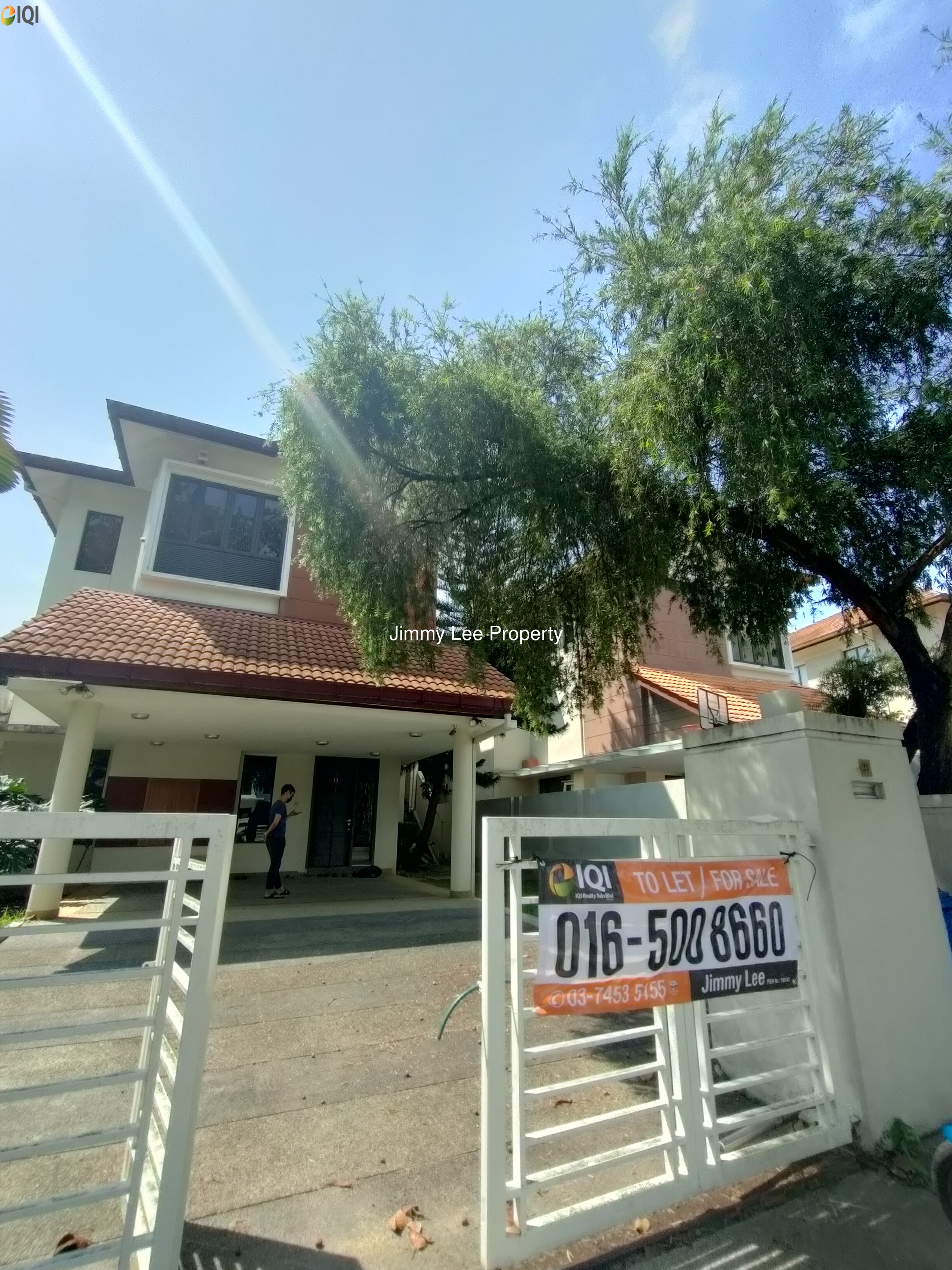 Kota kemuning Hills :Double Storey Bungalow For Sale -Walking distance to Golf Club -Gated & Guarded image