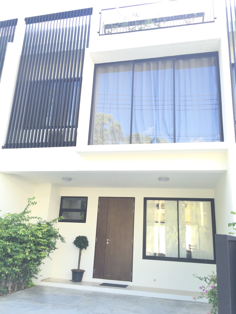 3 Bedroom 3-storey townhouse in Laguna Park (SUD-1032) image