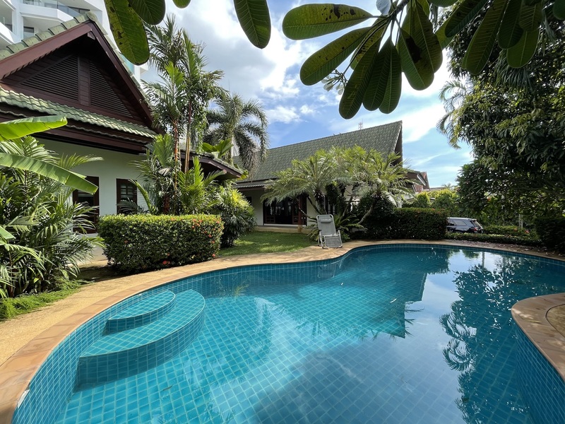 Tropical 3 Bedroom Villa for sale in Surin Beach (SUD-1033)