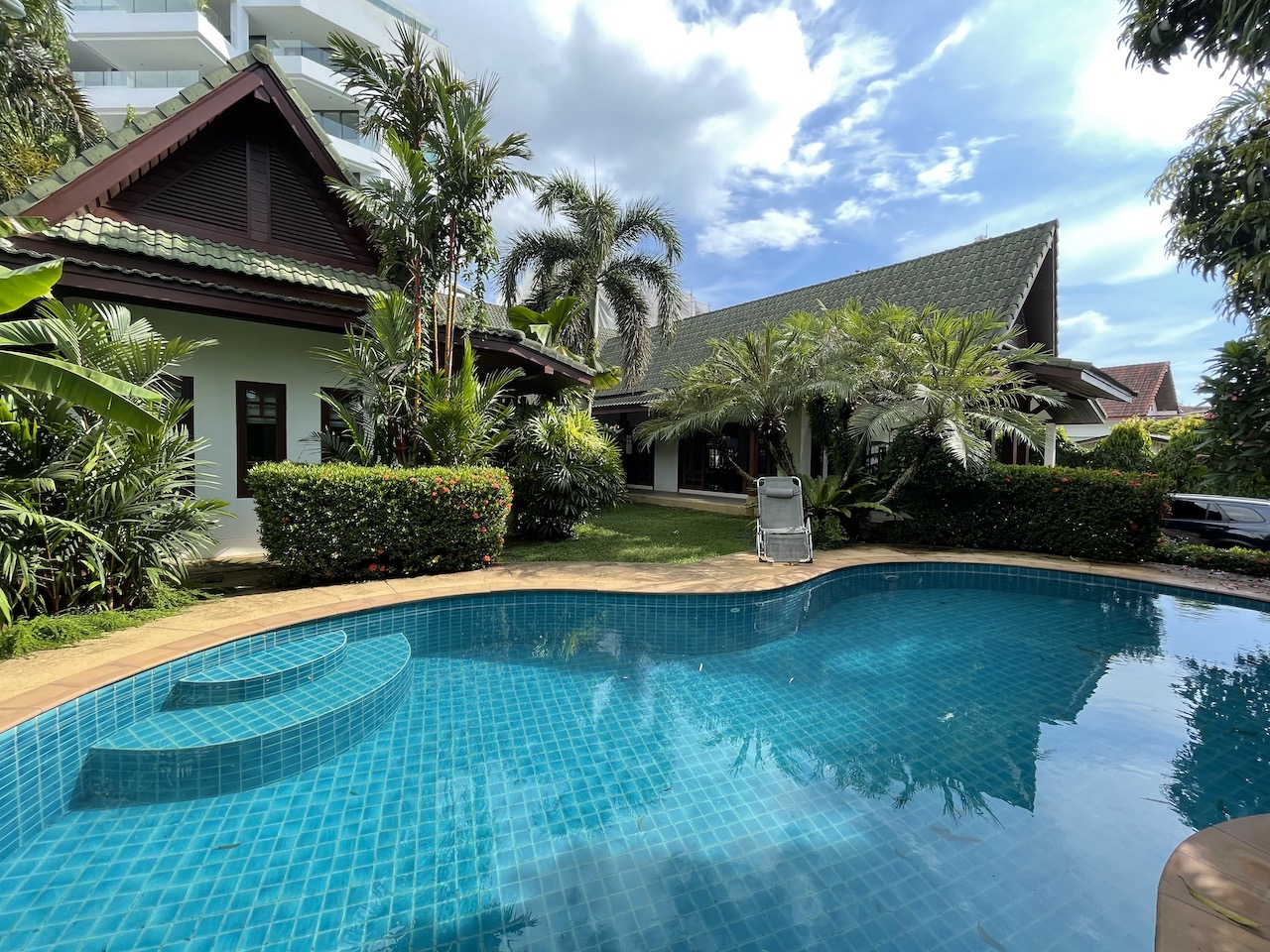 Tropical 3 Bedroom Villa for sale in Surin Beach (SUD-1033) image