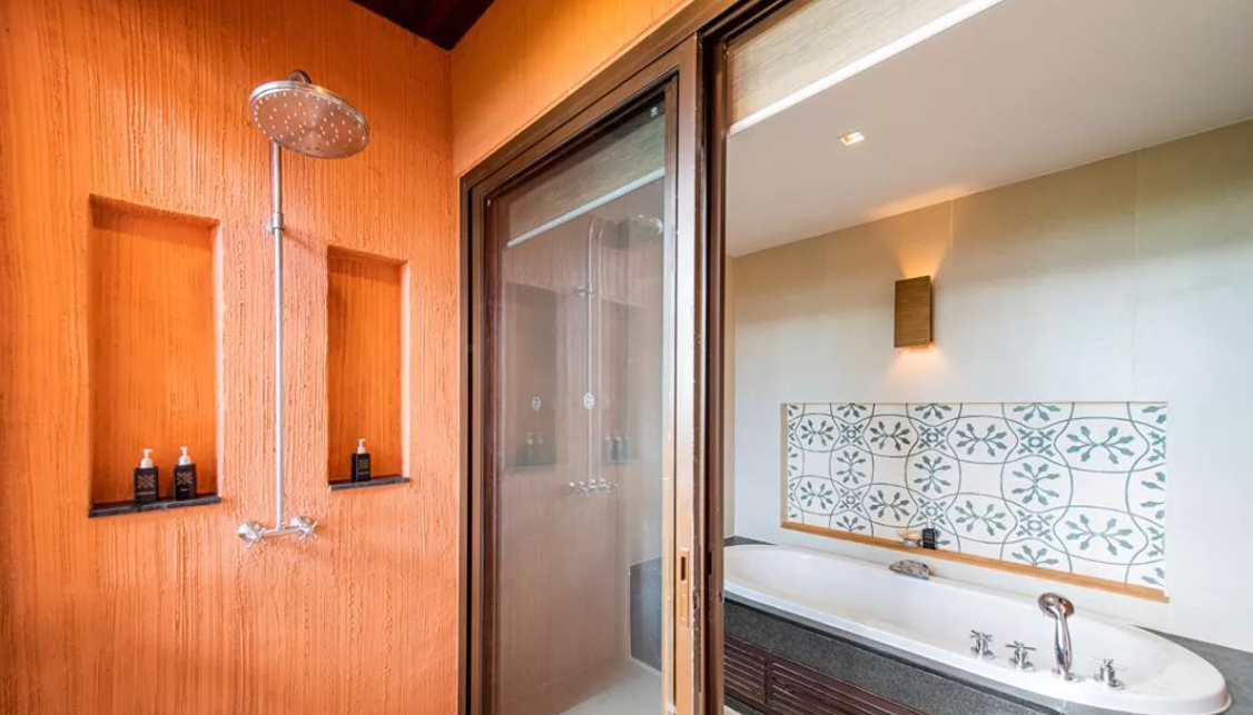 4 bedroom villa for sale in Cape Panwa (SUC-1034) image