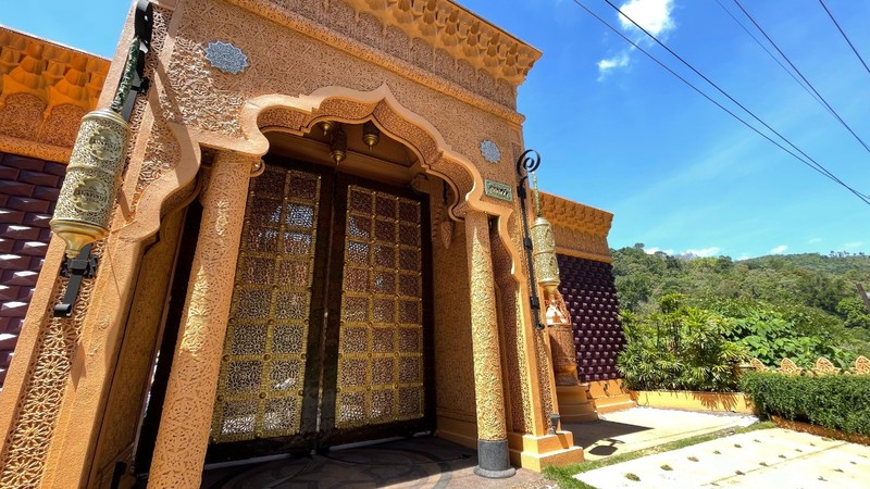 Luxury Indian Style Villa In Karon (SUC-1036)