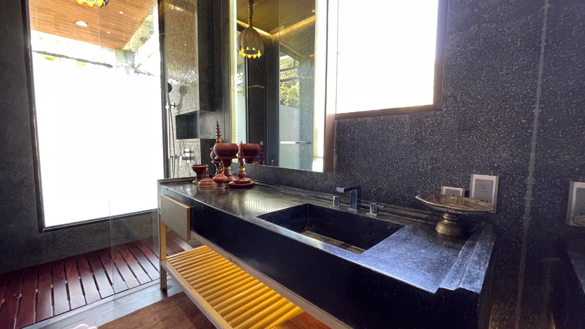 Luxury Indian Style Villa In Karon (SUC-1036) image