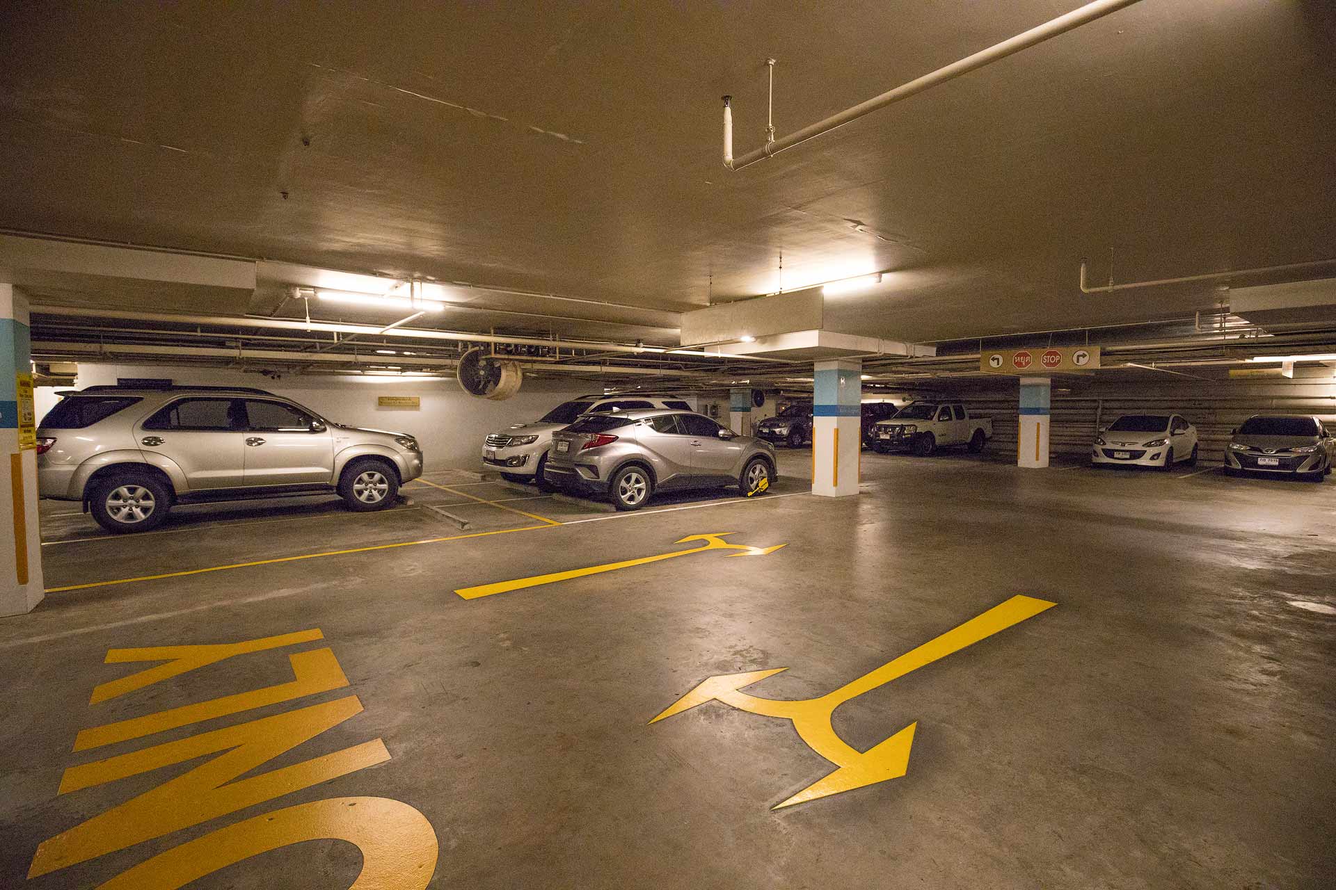 Two Bedroom Penthouse in Royal Phuket Marina (SUC-1041) image