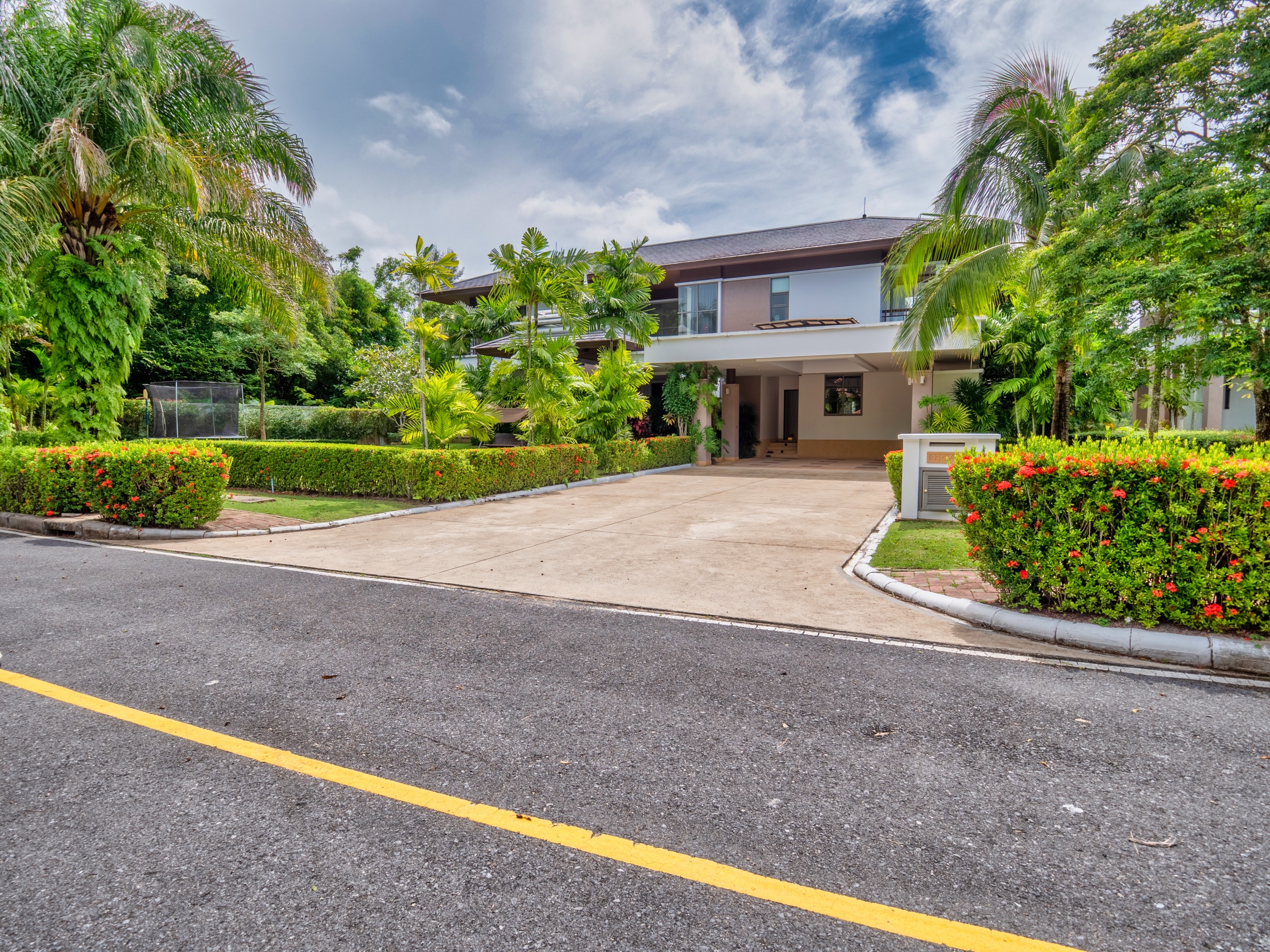 5 BEDROOM VILLA IN ANGSANA RESIDENCES (SUC-1049) image