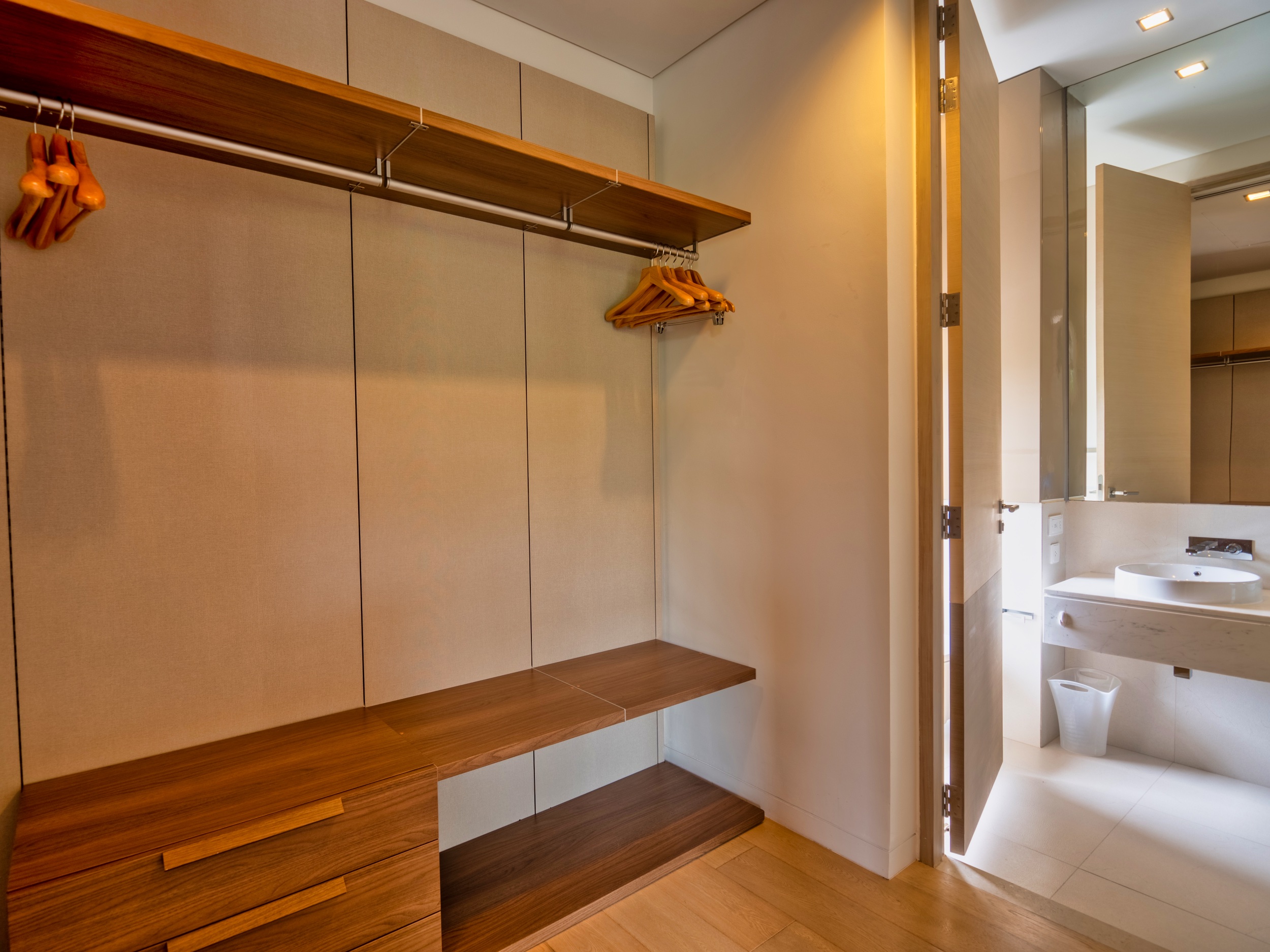 5 BEDROOM VILLA IN ANGSANA RESIDENCES (SUC-1049) image