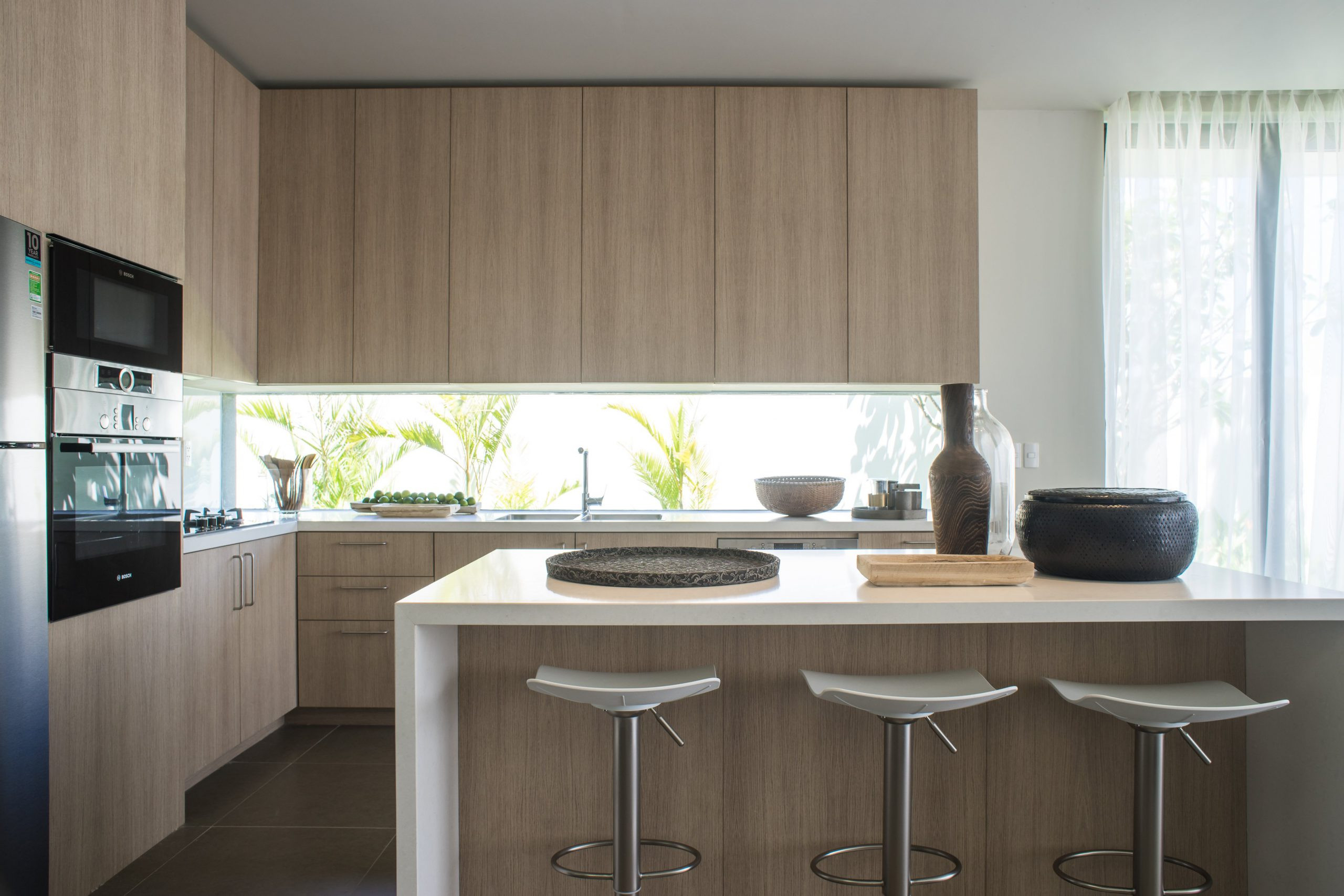 SANCTUARY HOTRAM, YOUR VERY OWN PARADISE, FULLY 5 STAR FURNISHED, HO TRAM BEACH image