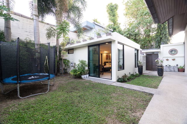 Outstanding, contemporary 5-Bedrooms pool villa (SUC-1053) image