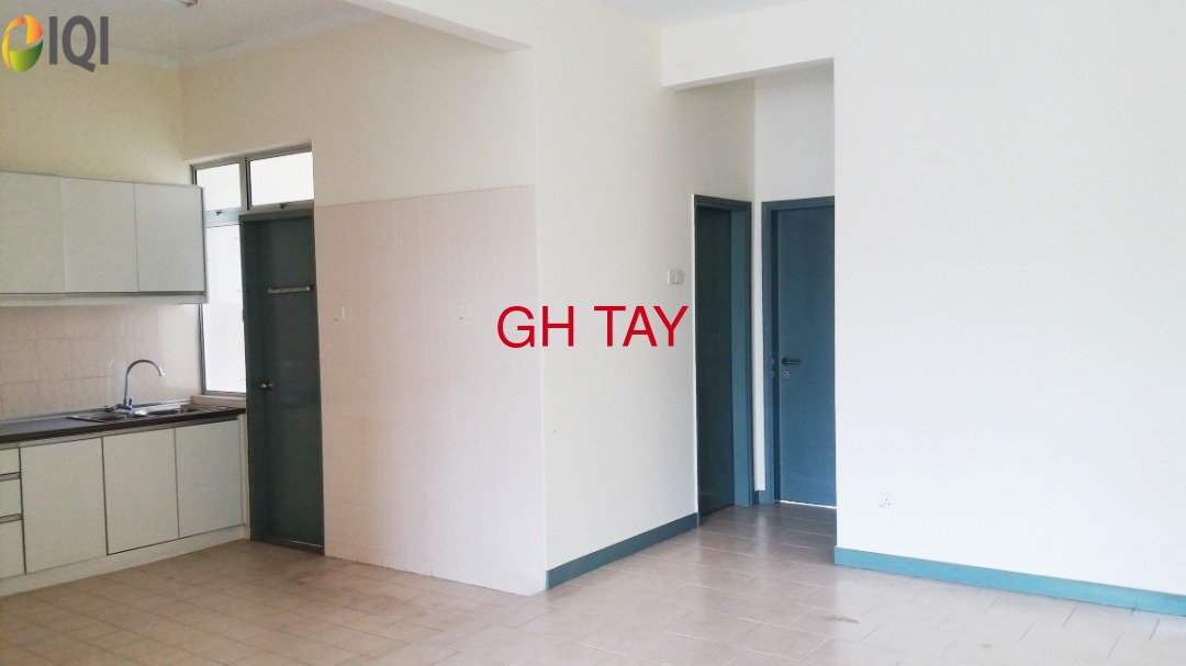 Meranti Terrace Townhouse Anggerik Vanda Kota Kemuning  image