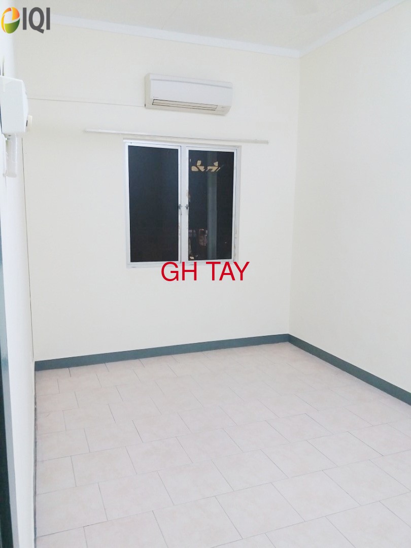 Meranti Terrace Townhouse Anggerik Vanda Kota Kemuning  image