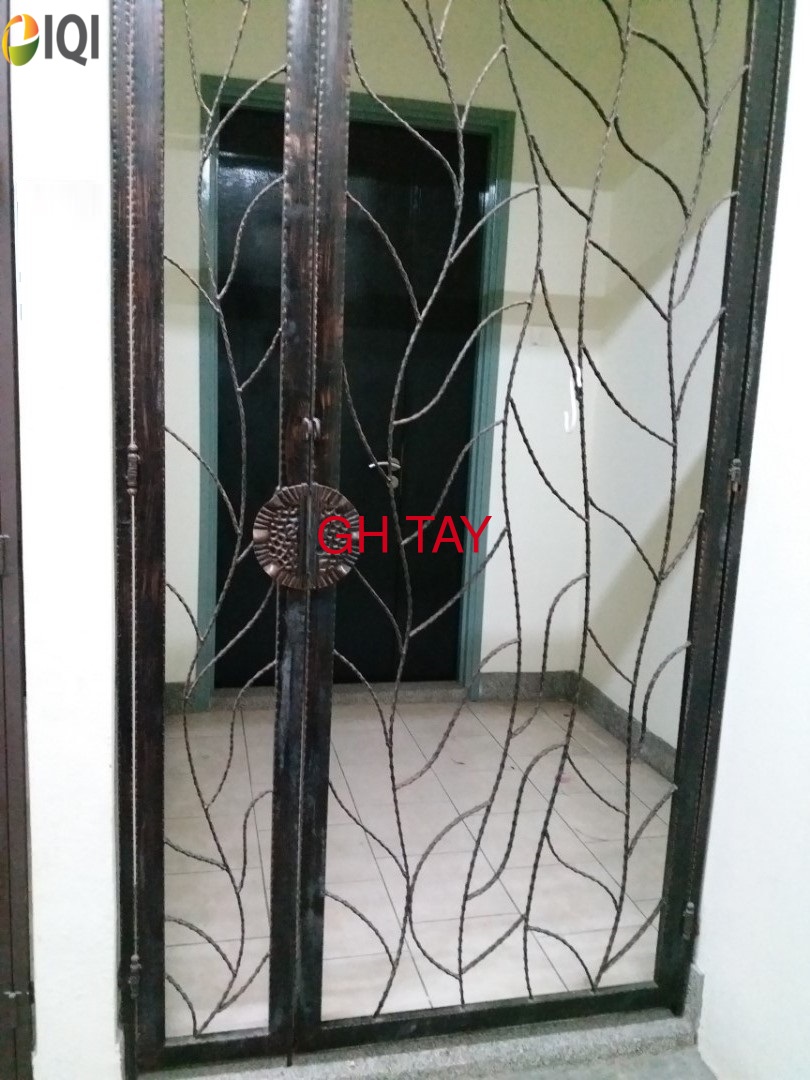 Meranti Terrace Townhouse Anggerik Vanda Kota Kemuning  image