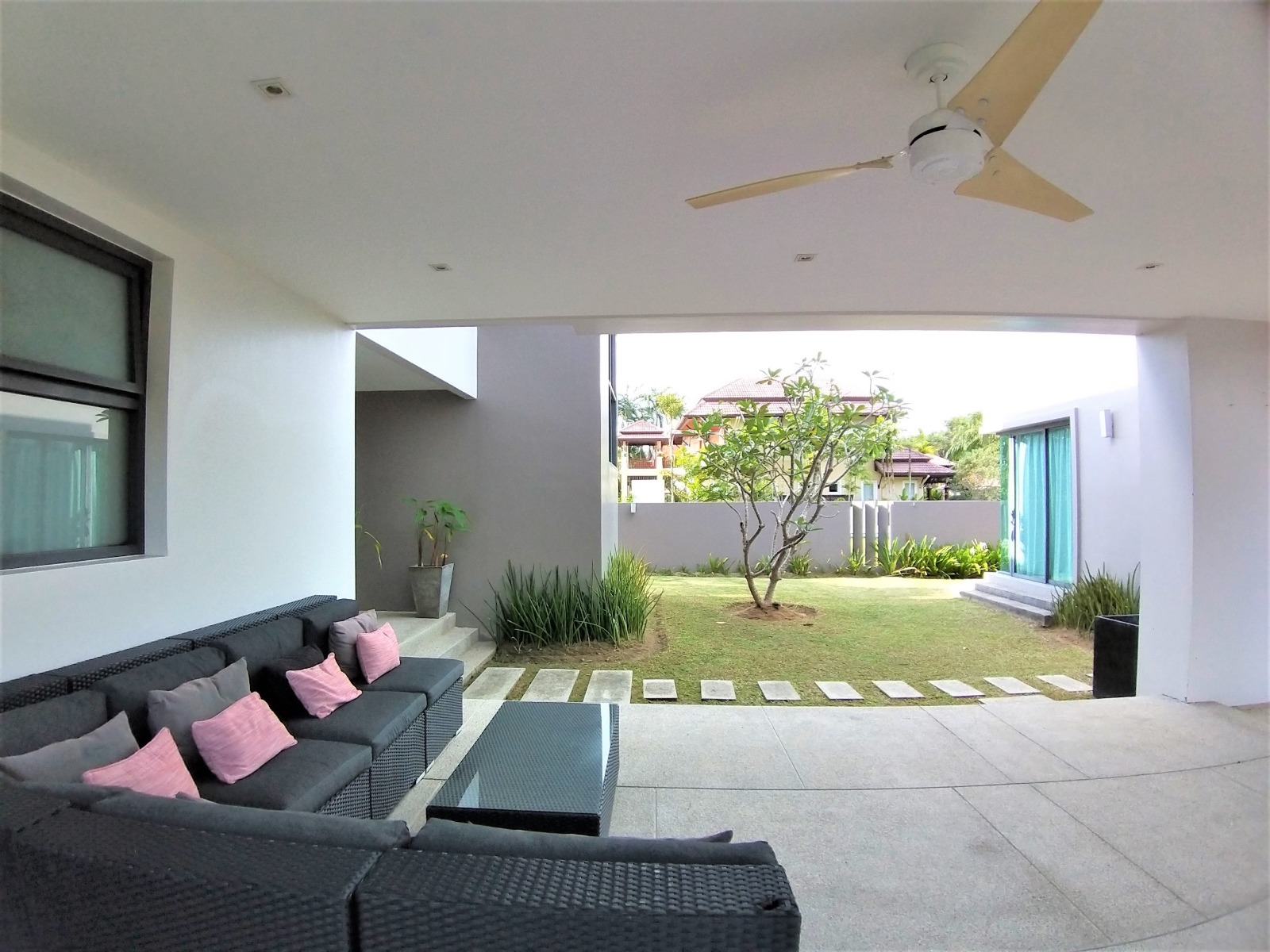 Luxury modern two-storey lake view pool villa in Laguna Homes (SUC-1057) image