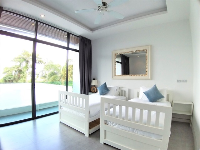 Luxury modern two-storey lake view pool villa in Laguna Homes (SUC-1057) image