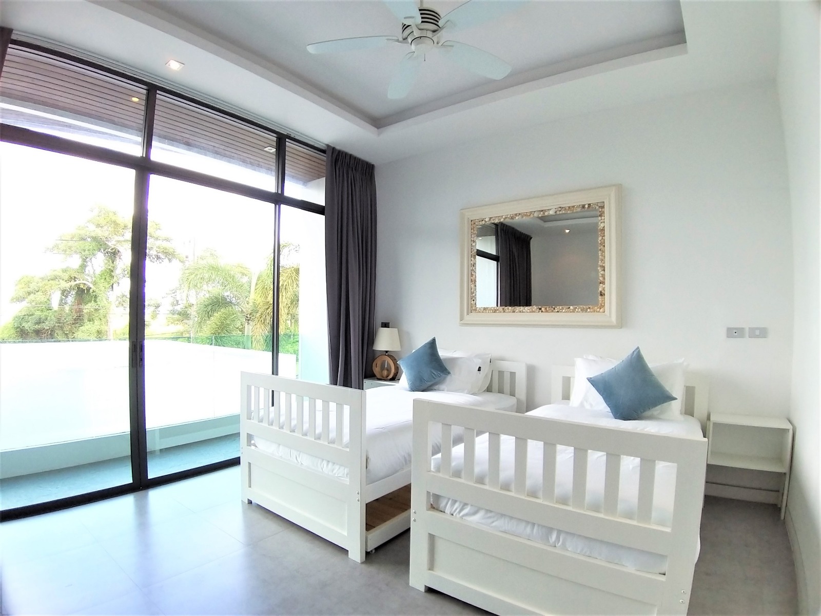 Luxury modern two-storey lake view pool villa in Laguna Homes (SUC-1057) image