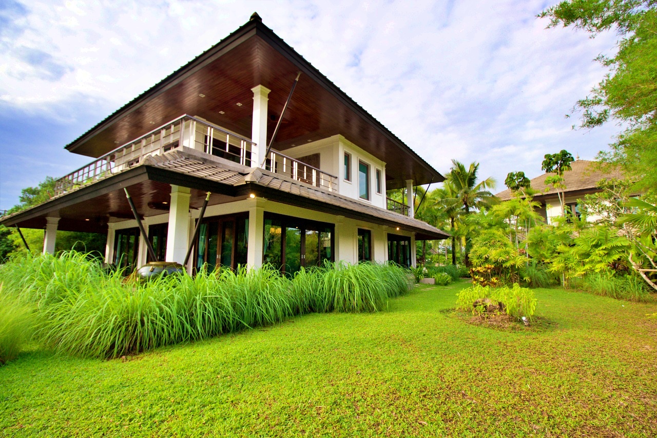 Thai contemporary style two-storey villa in Laguna homes (SUC-1059) image