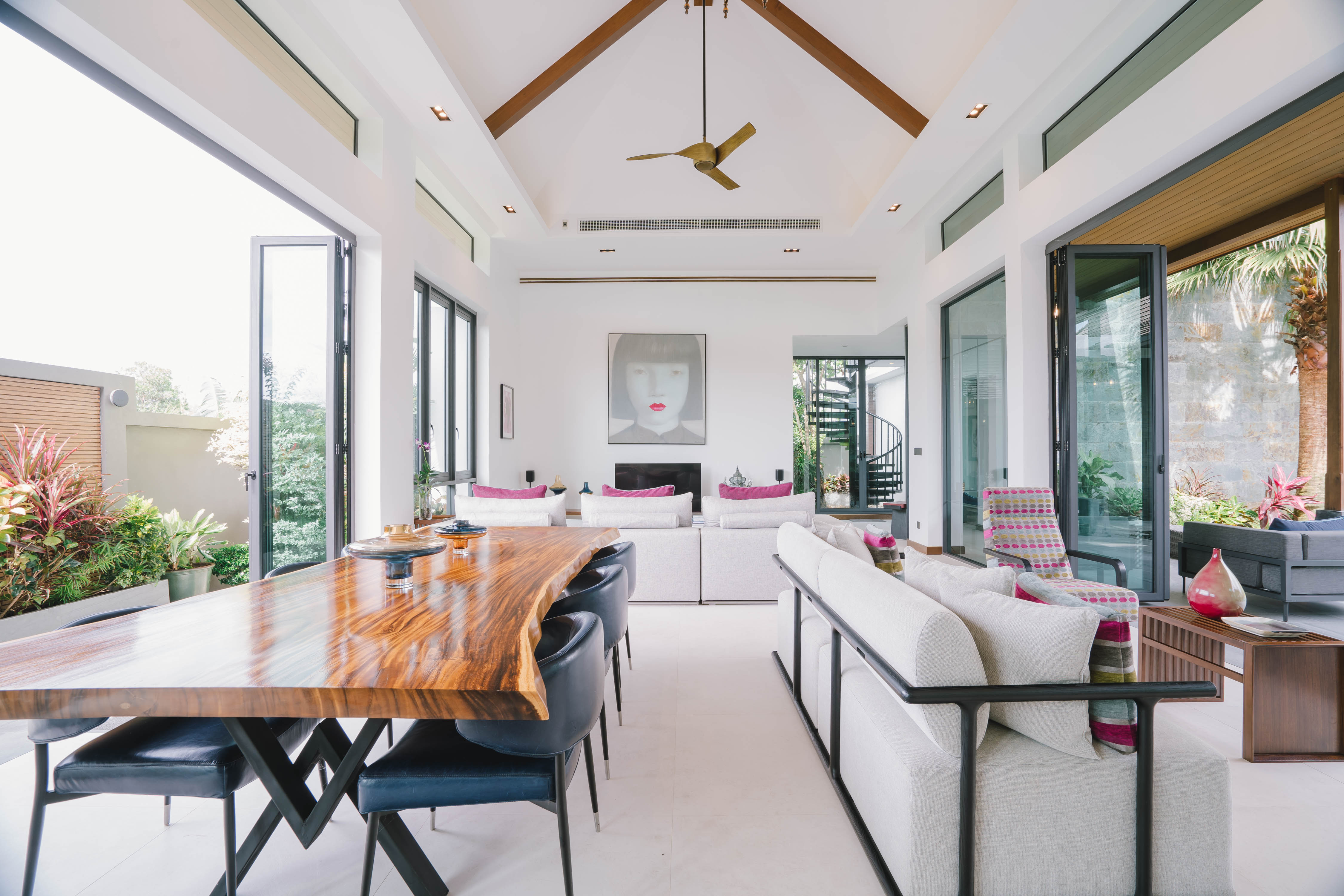 Outstanding, contemporary lakeview 4-Bedrooms pool villa (SUC-1064) image