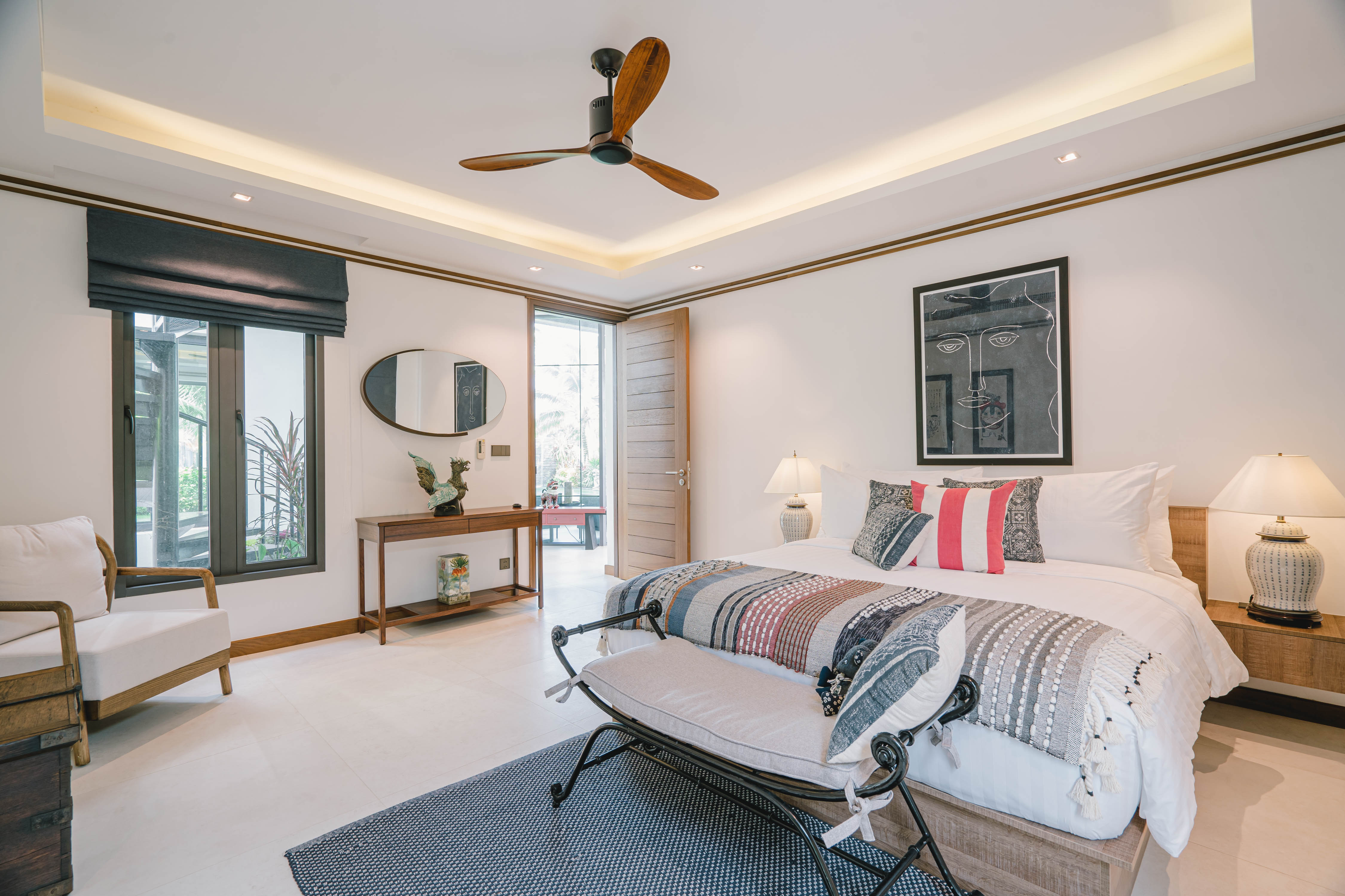 Outstanding, contemporary lakeview 4-Bedrooms pool villa (SUC-1064) image