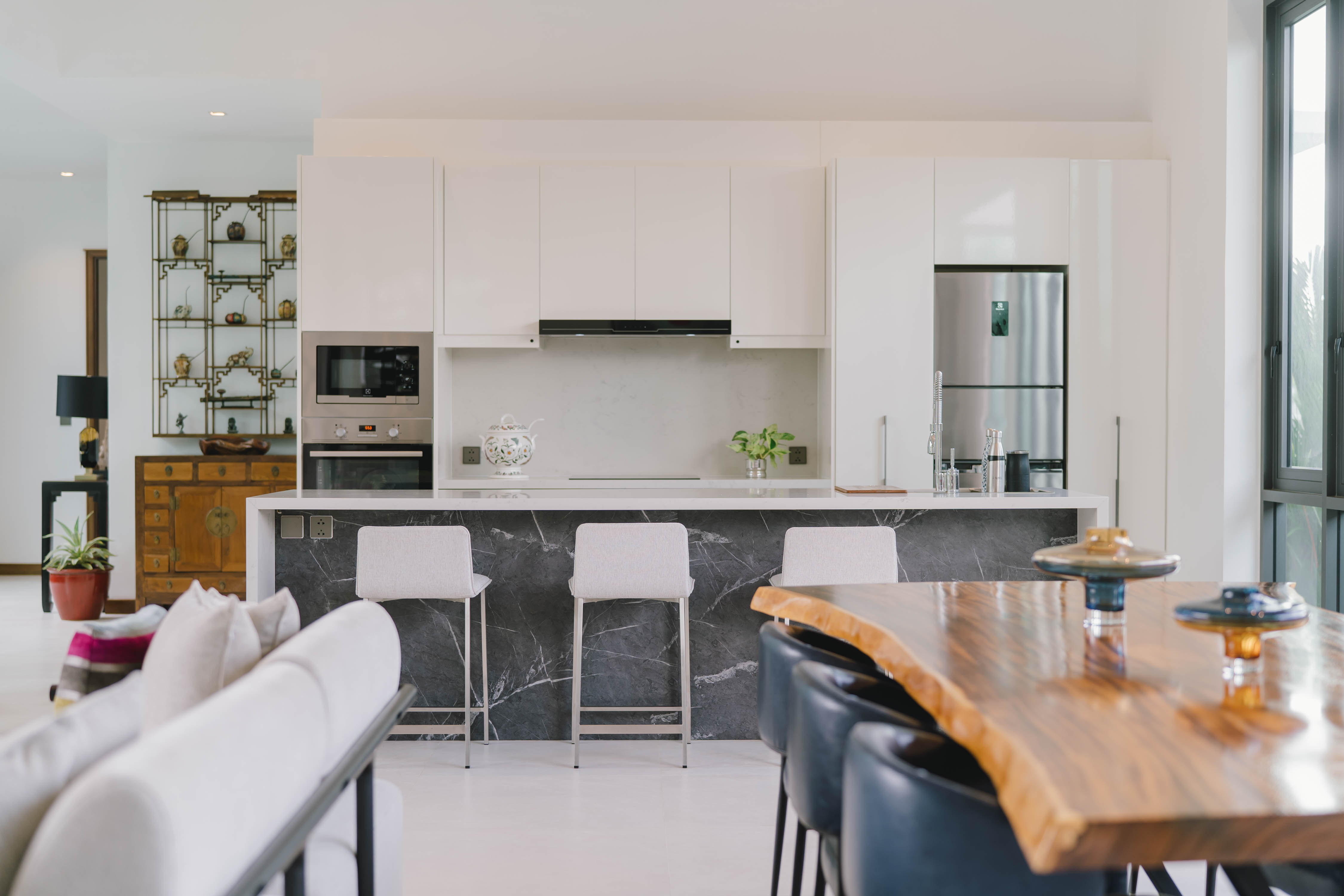 Outstanding, contemporary lakeview 4-Bedrooms pool villa (SUC-1064) image