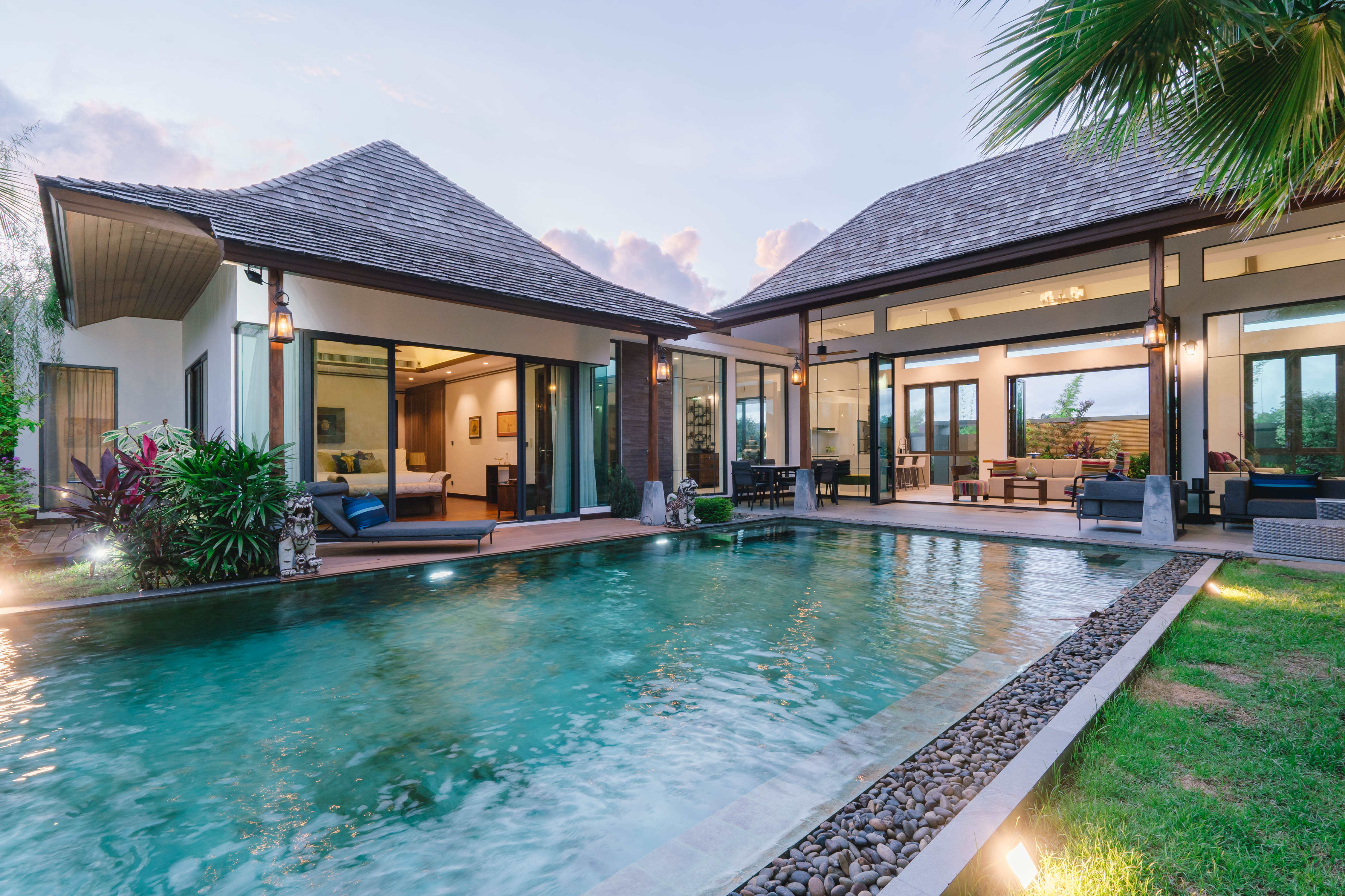 Outstanding, contemporary lakeview 4-Bedrooms pool villa (SUC-1064) image