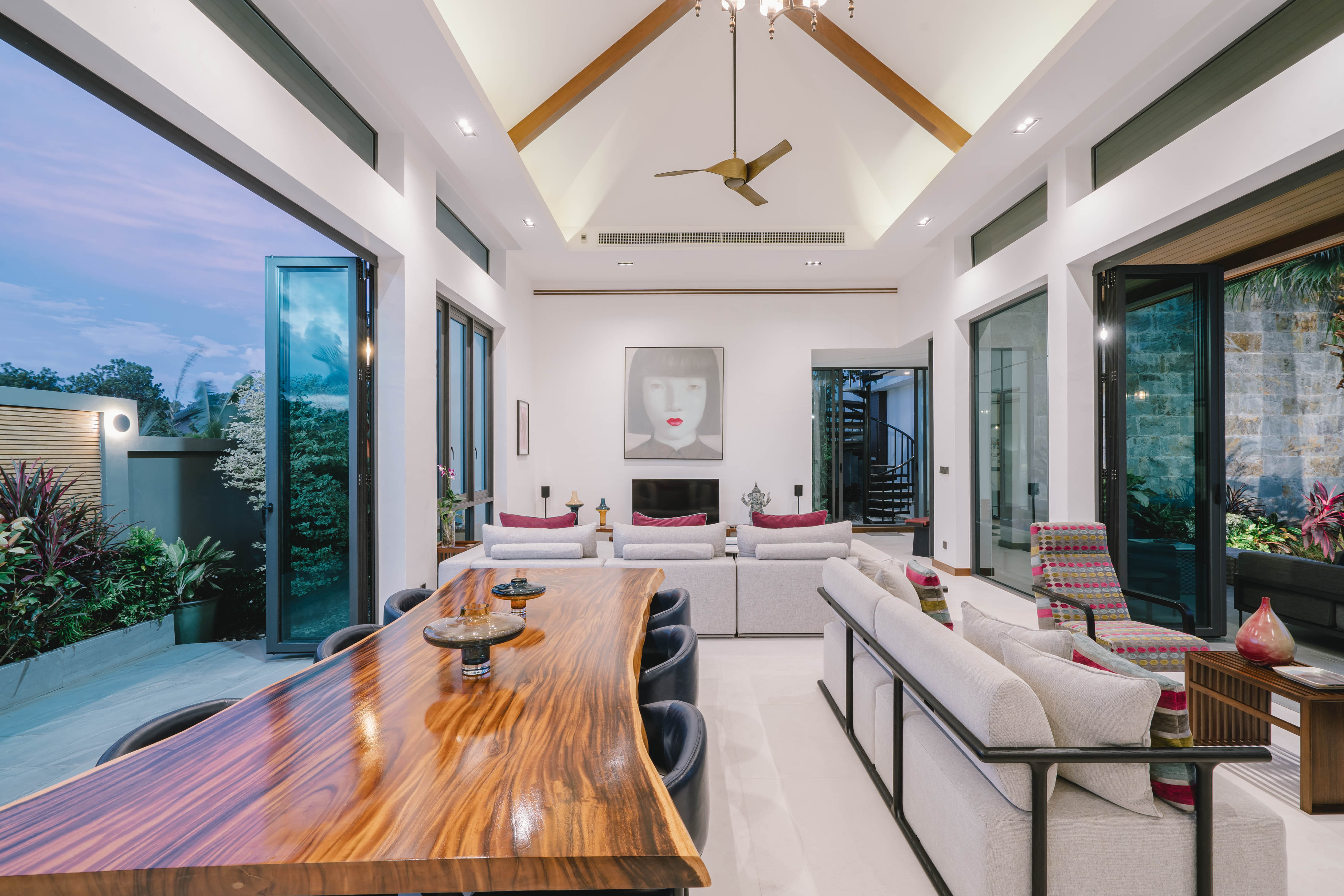 Outstanding, contemporary lakeview 4-Bedrooms pool villa (SUC-1064) image