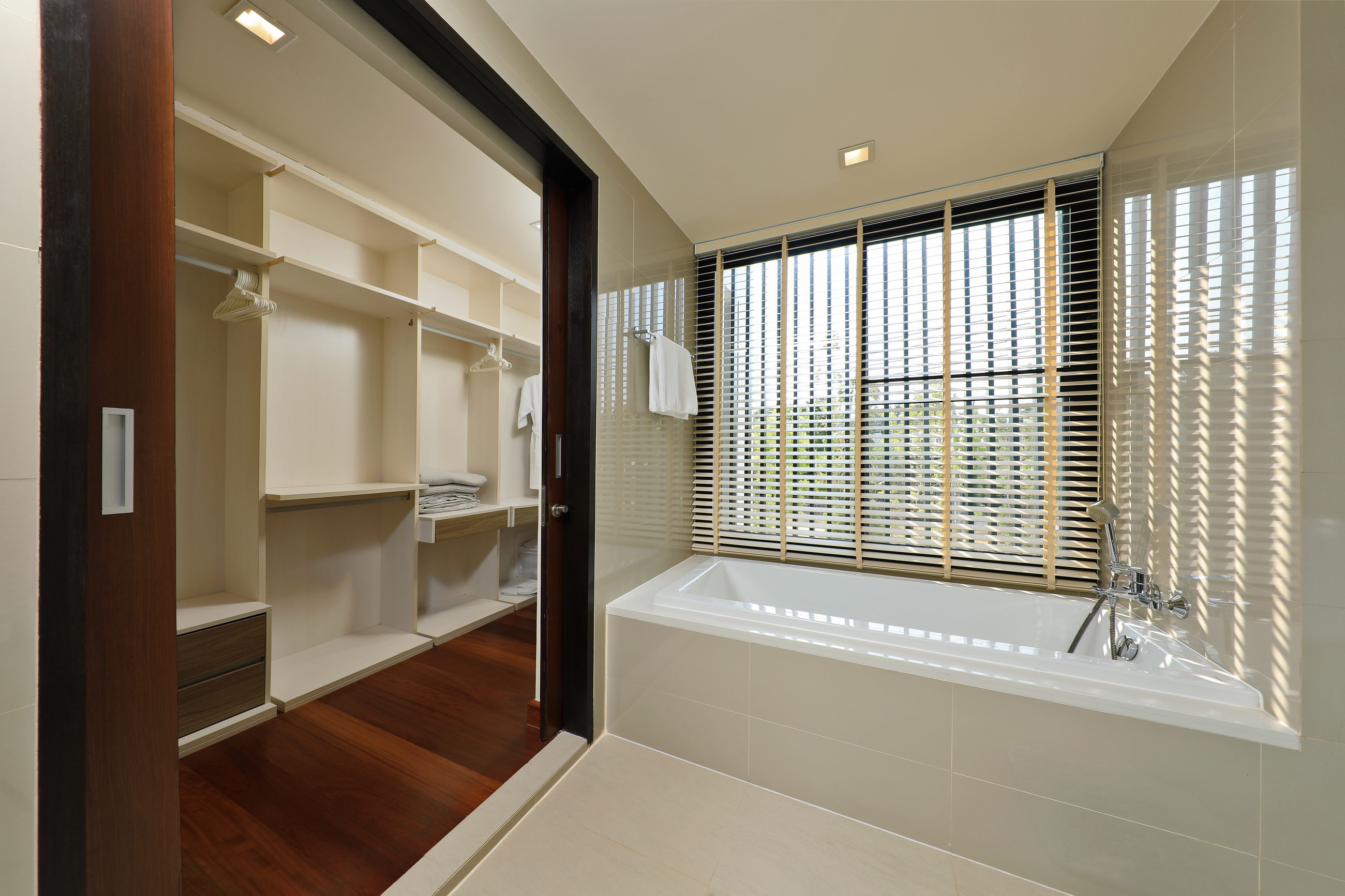 4-Bedroom private roof top pool villa in Laguna Park (SUC-1065) image