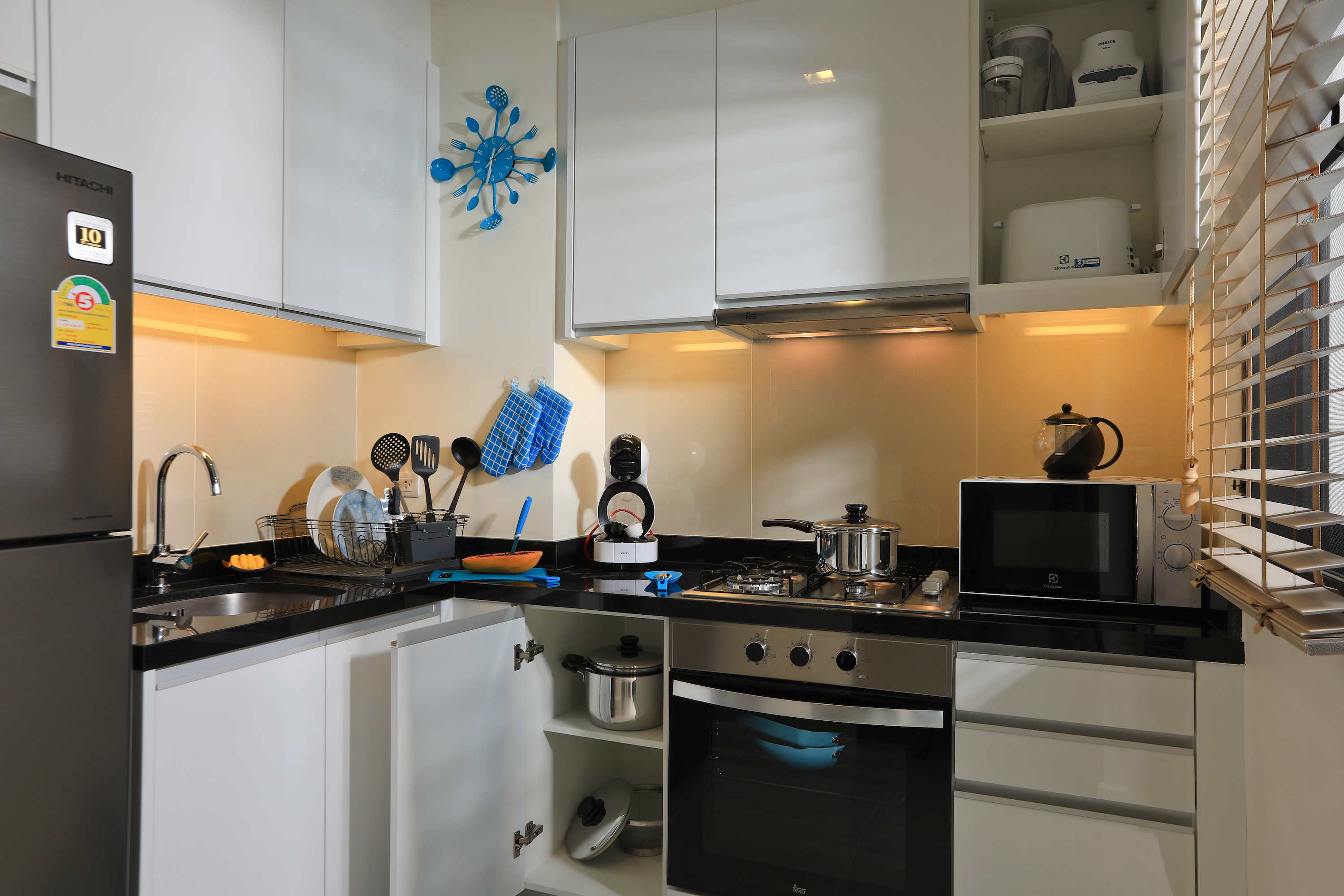 3 Bedroom 3-storey townhouse in Laguna Park (SUC-1066) image