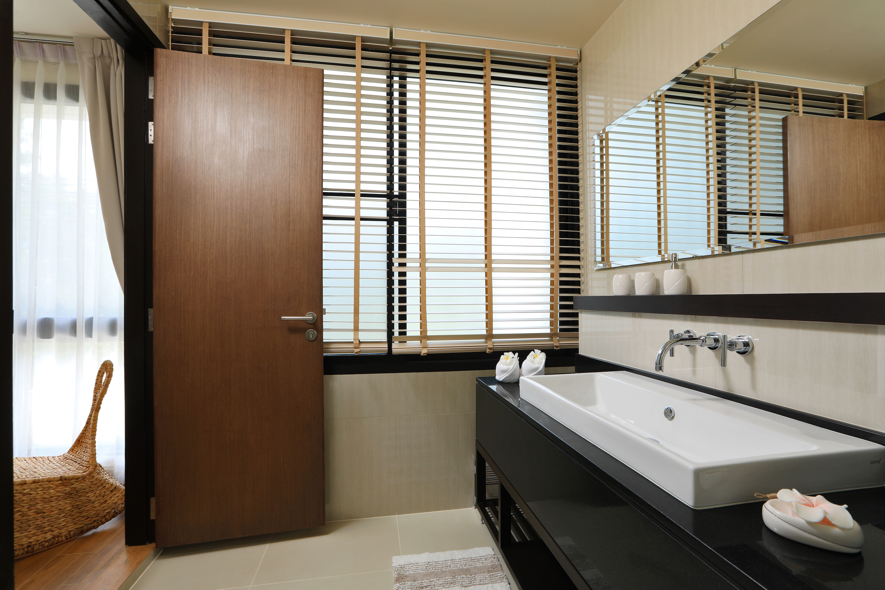 3 Bedroom 3-storey townhouse in Laguna Park (SUC-1066) image