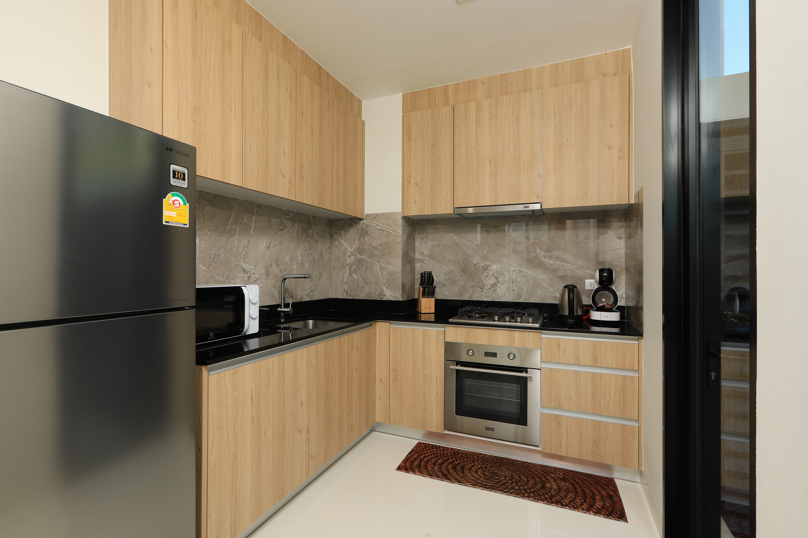 3 Bedroom 3-storey townhouse in Laguna Park (SUC-1067) image