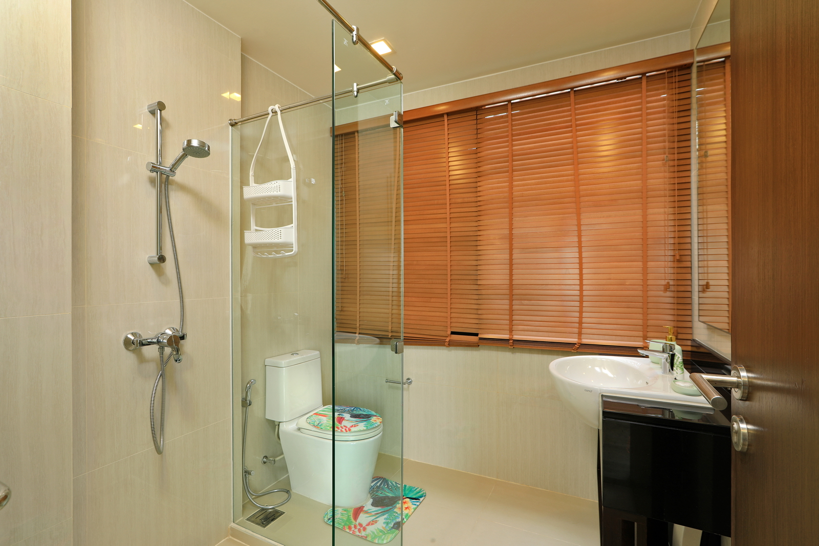 Modern style 3 Bedroom townhouse in Laguna Park 2 (SUC-1069) image