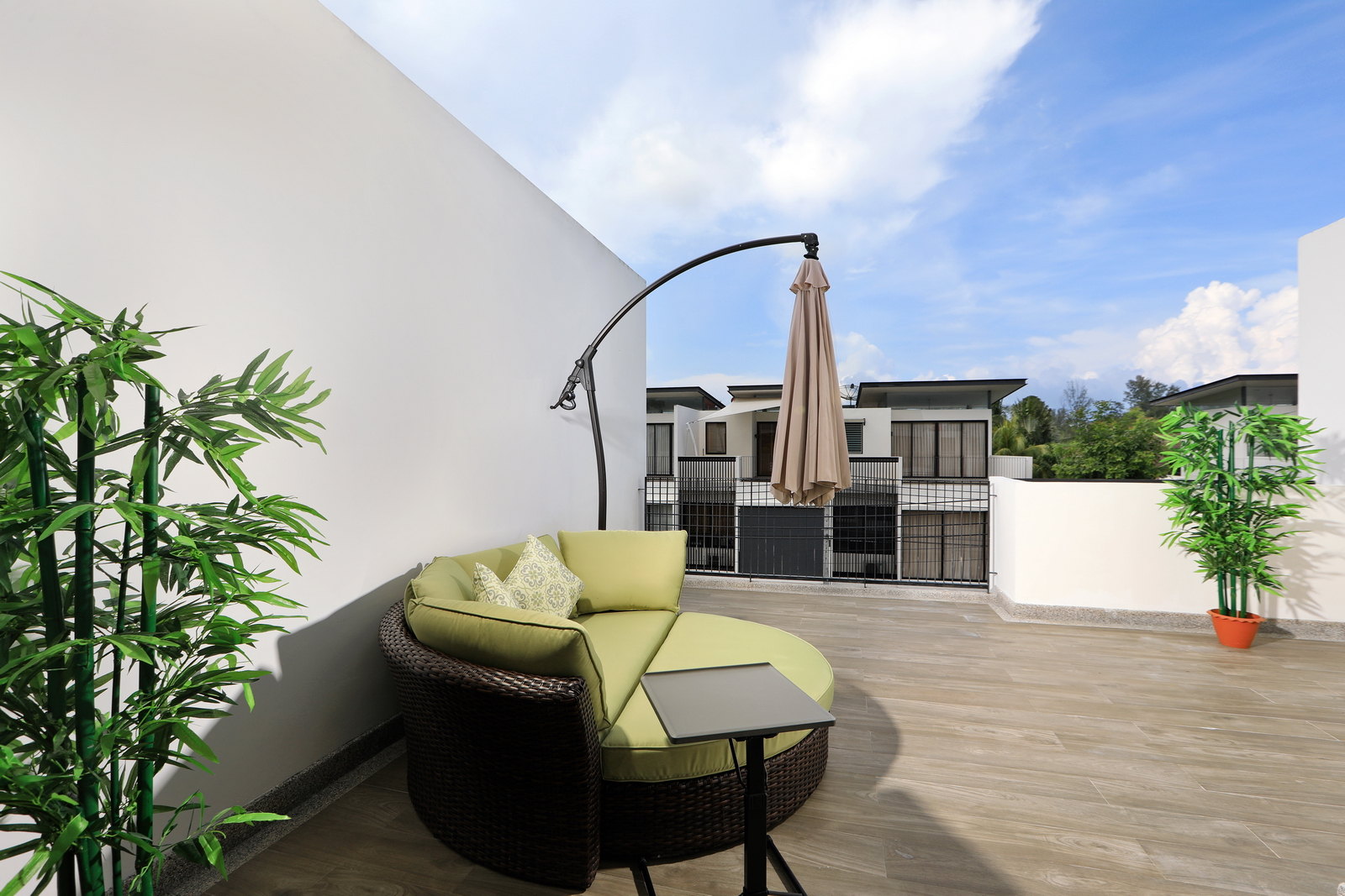 Modern style 3 Bedroom townhouse in Laguna Park 2 (SUC-1069) image