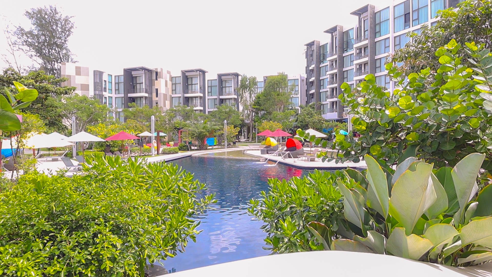 MODERN 2 BEDROOM UNIT with MEZZANINE in CASSIA PHUKET (SUD-1070) image