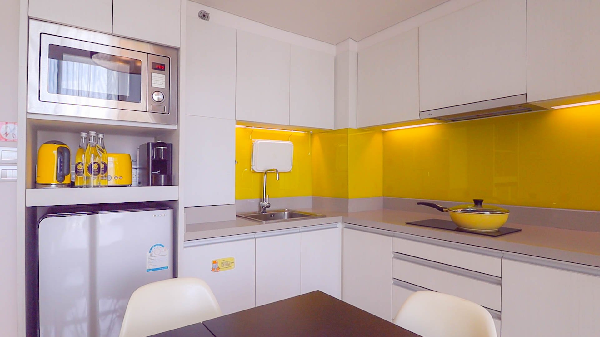 MODERN 2 BEDROOM UNIT with MEZZANINE in CASSIA PHUKET (SUD-1070) image