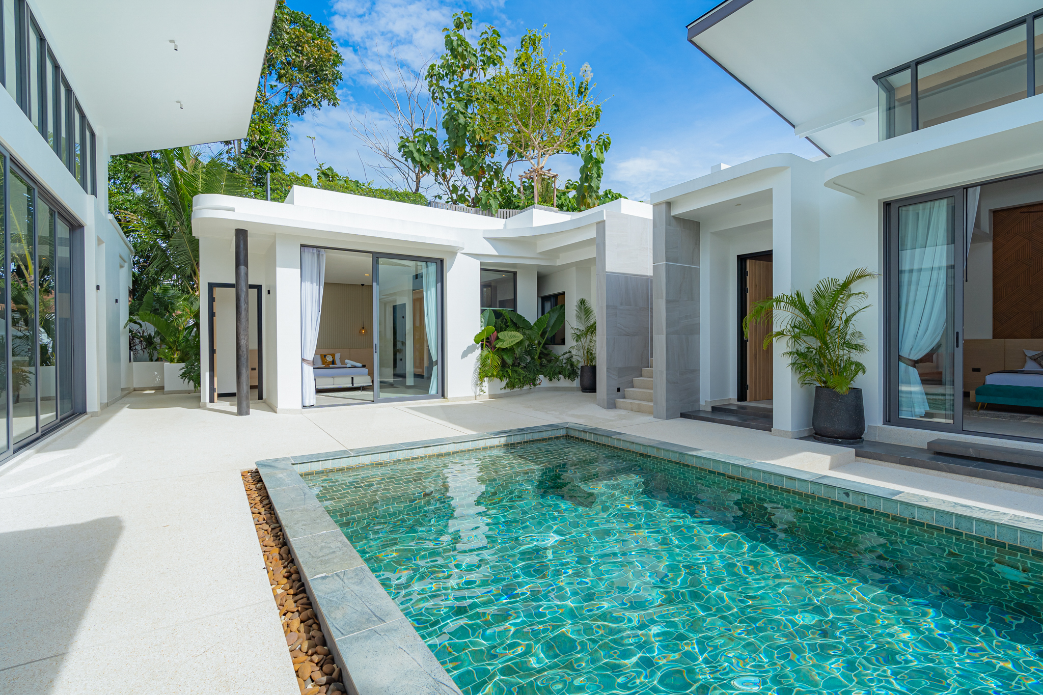 Modern​ Tropical​ Style 3 bedrooms ensuite bathroom pool villa (SUP-1082) image