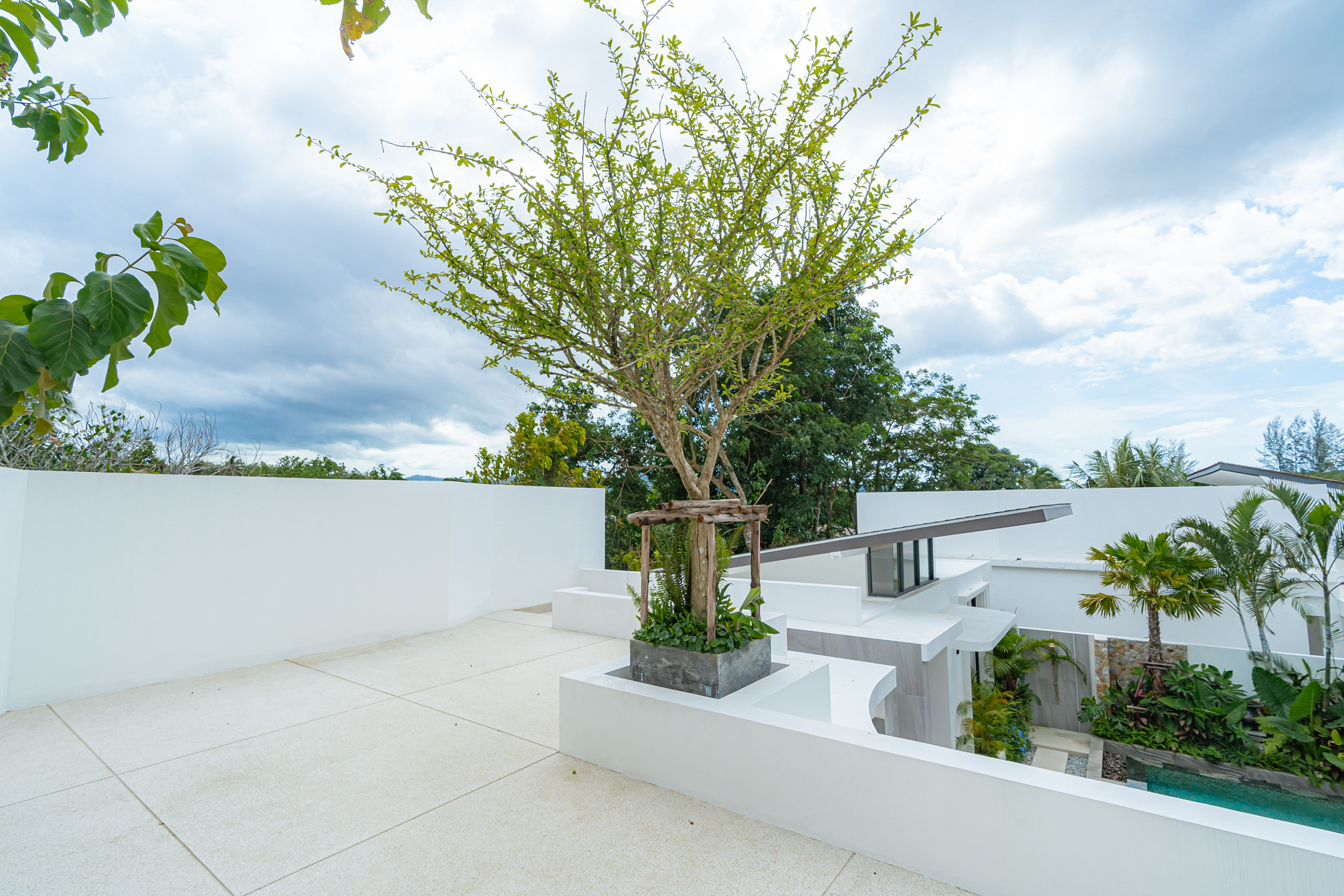 Modern​ Tropical​ Style 3 bedrooms ensuite bathroom pool villa (SUP-1082) image