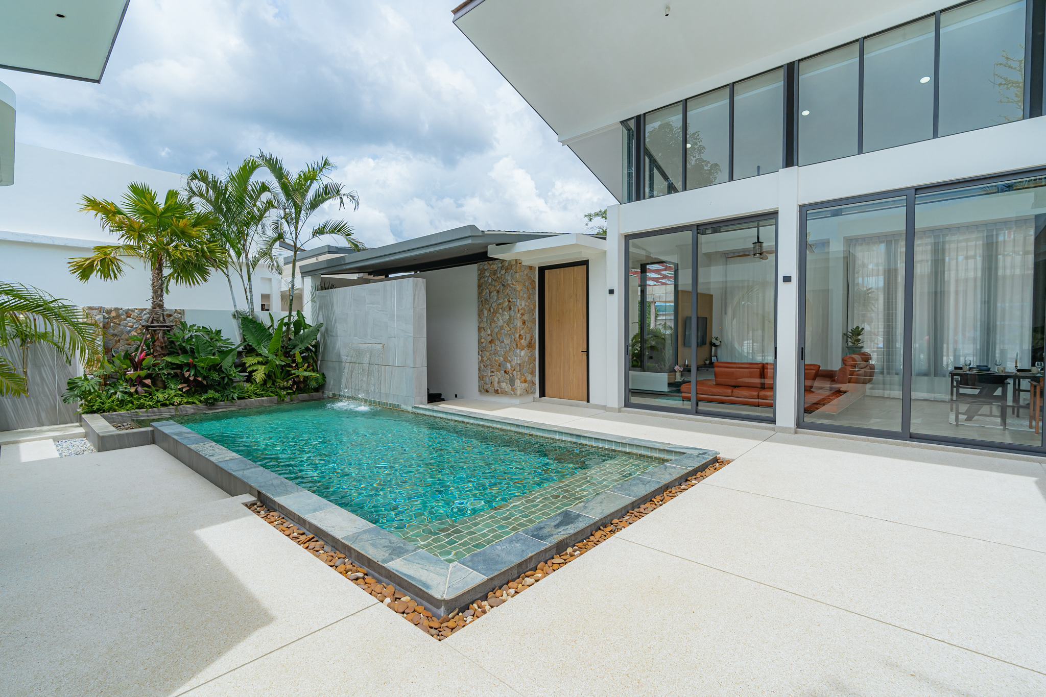 Modern​ Tropical​ Style 3 bedrooms ensuite bathroom pool villa (SUP-1082) image