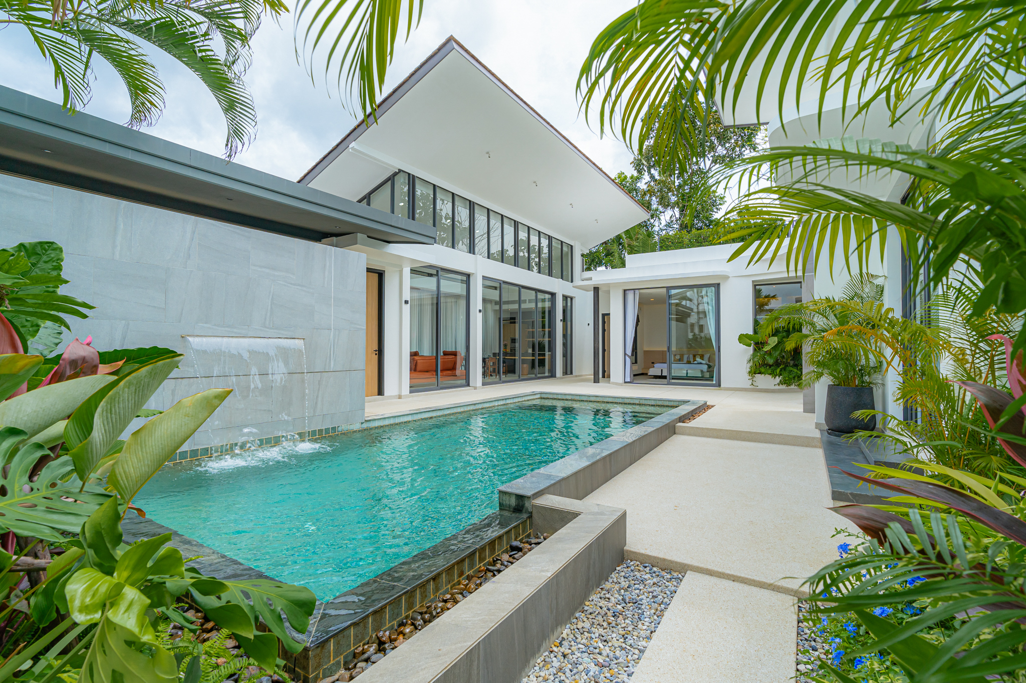 Modern​ Tropical​ Style 3 bedrooms ensuite bathroom pool villa (SUP-1082) image