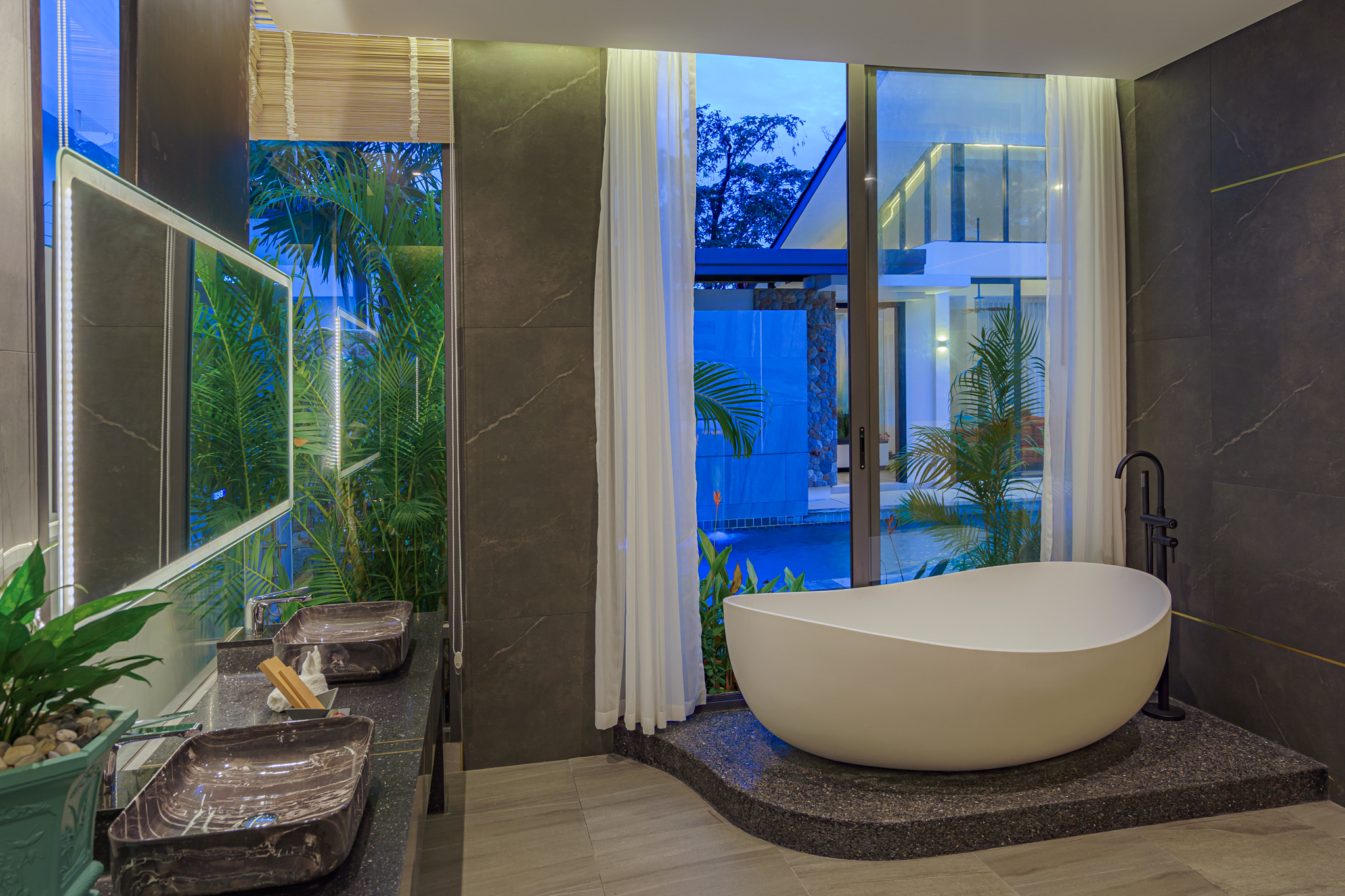 Modern​ Tropical​ Style 3 bedrooms ensuite bathroom pool villa (SUP-1082) image
