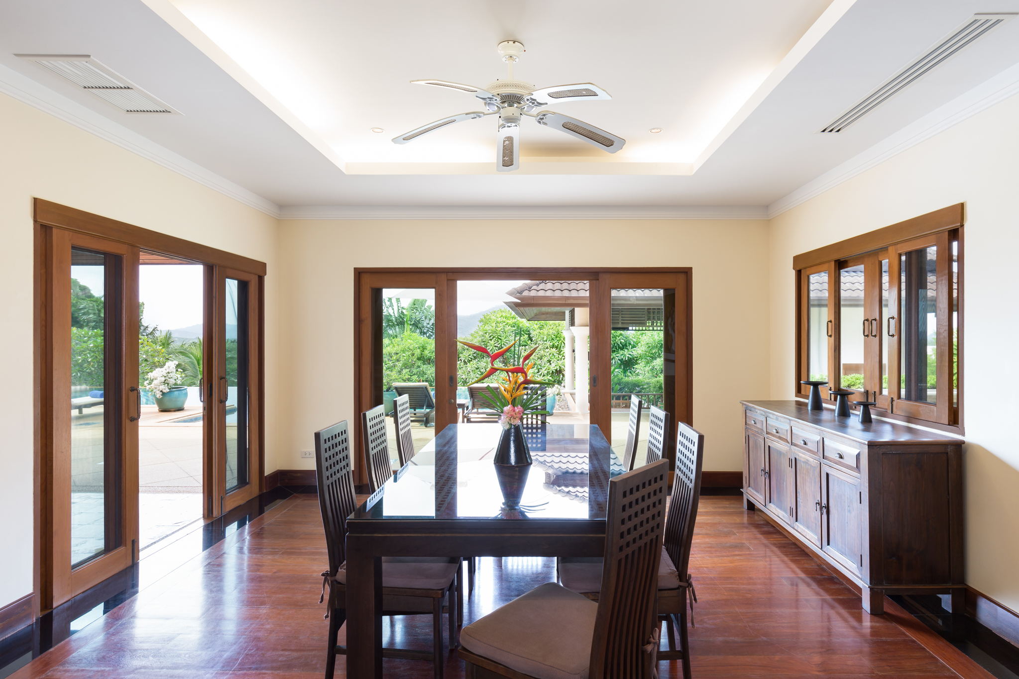 6 BEDROOM VILLA IN LAKEWOOD HILLS LAYAN (SUC-1088) image