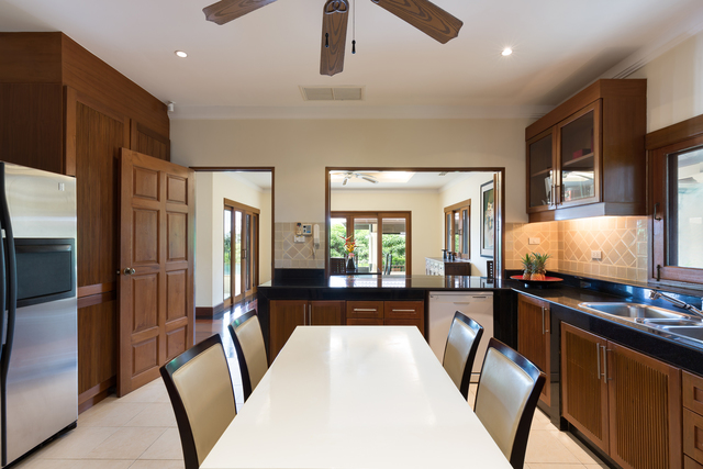 6 BEDROOM VILLA IN LAKEWOOD HILLS LAYAN (SUC-1088) image