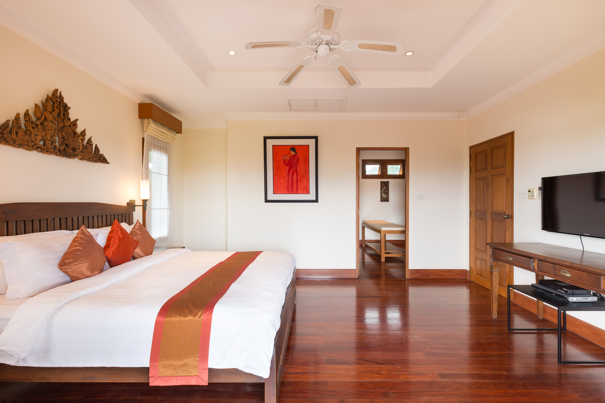 6 BEDROOM VILLA IN LAKEWOOD HILLS LAYAN (SUC-1088) image