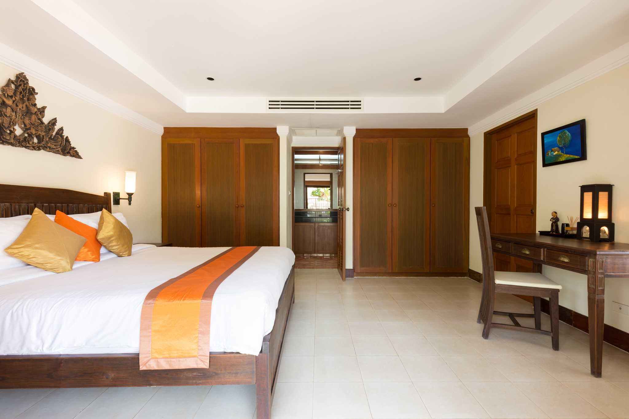 6 BEDROOM VILLA IN LAKEWOOD HILLS LAYAN (SUC-1088) image