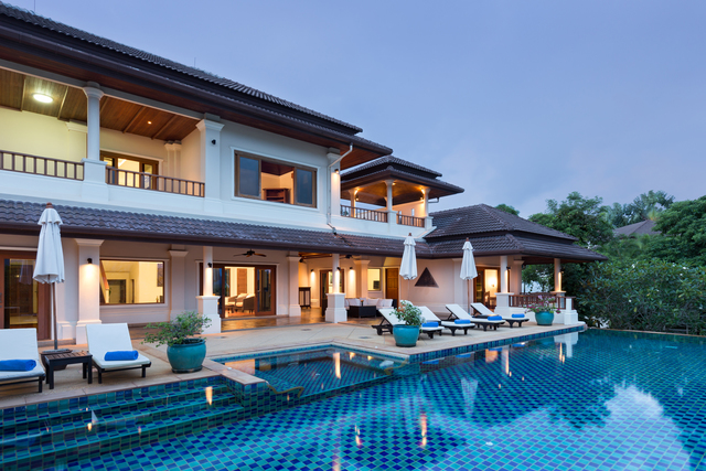 6 BEDROOM VILLA IN LAKEWOOD HILLS LAYAN (SUC-1088) image