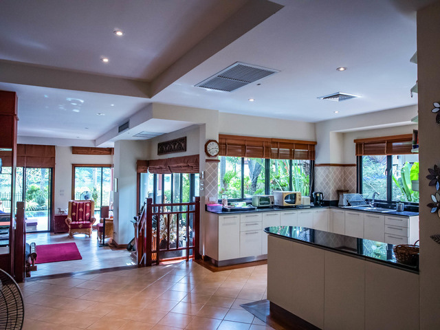 4BEDROOM POOL TOWNHOME IN LAGUNA COVE (SUC-1089) image